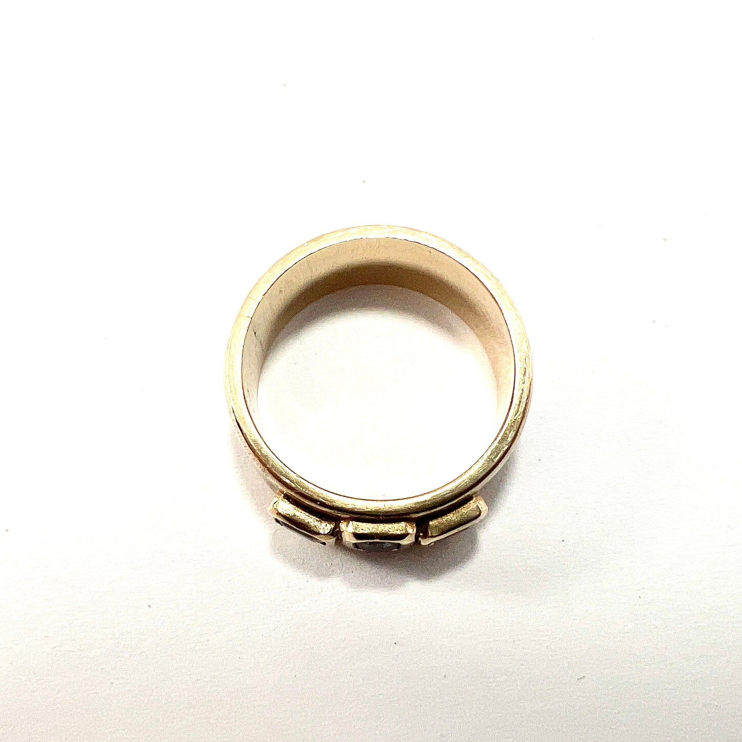 Vintage Iolite 9CT Gold Modern Wedding Ring