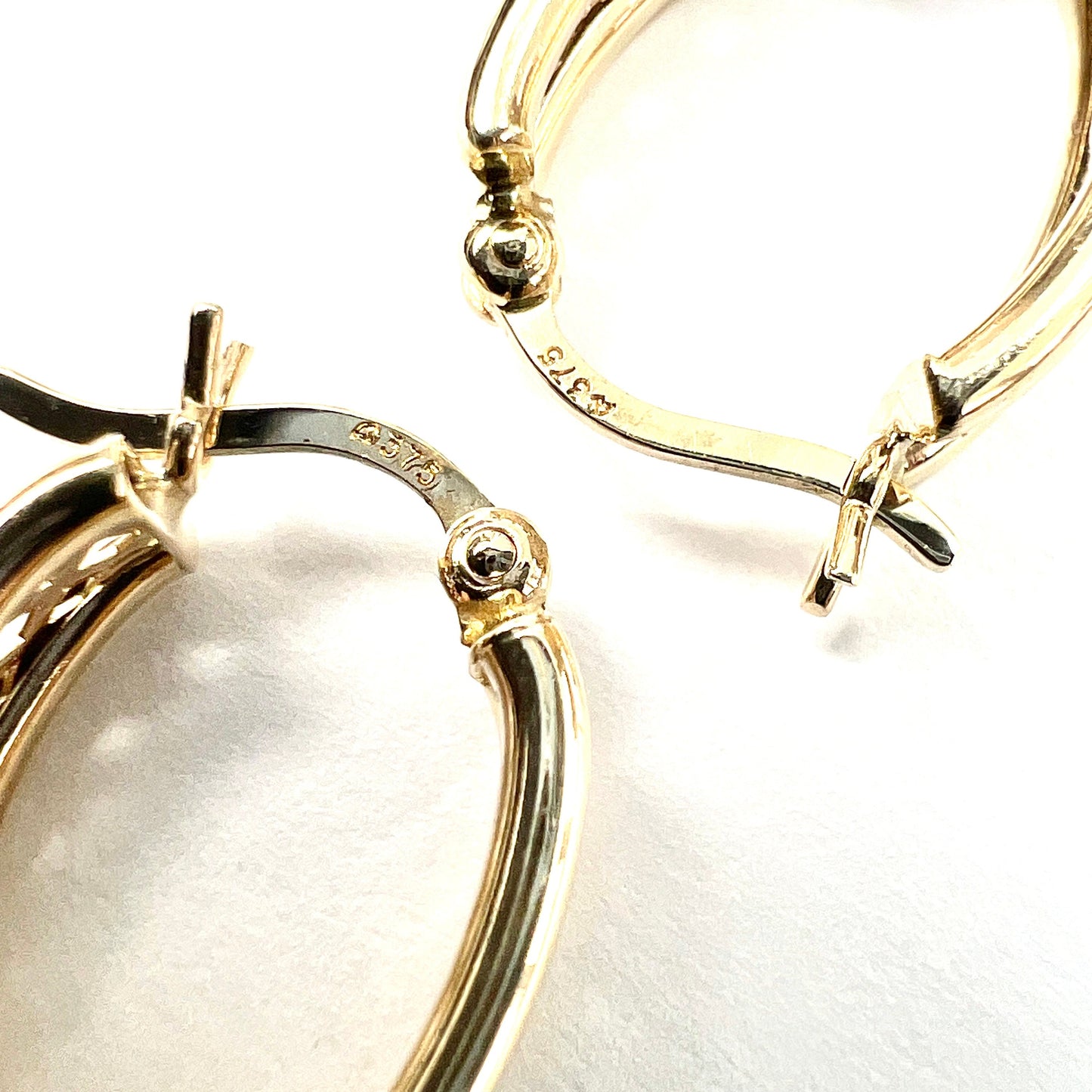 Vintage 9CT Gold Lattice Latch Hoop Earrings