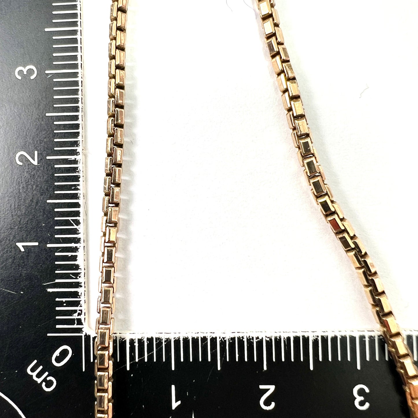 Vintage 9CT Gold Mirror Box Chain Necklace • 9.4g