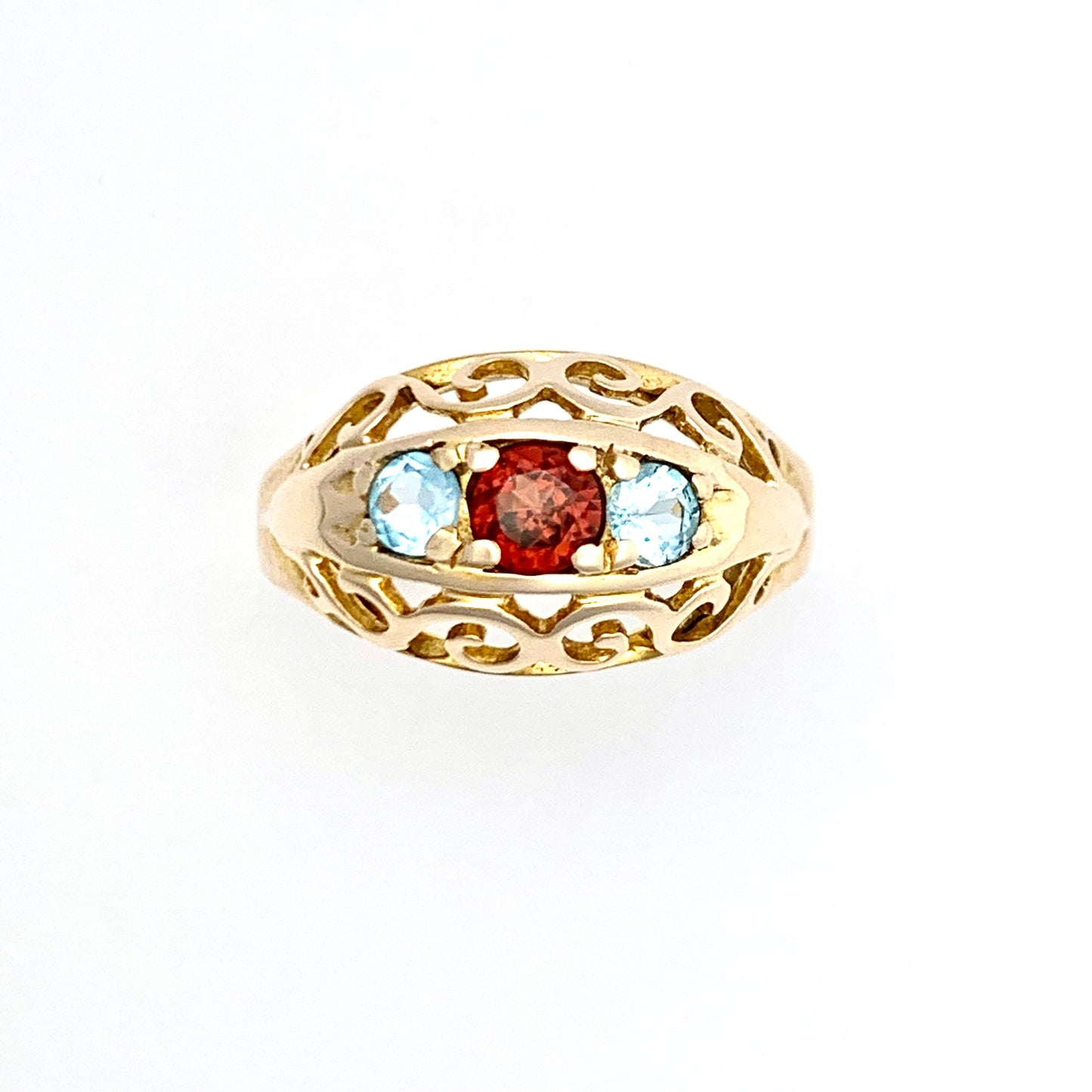 Vintage 18CT Gold Topaz and Garnet Ring