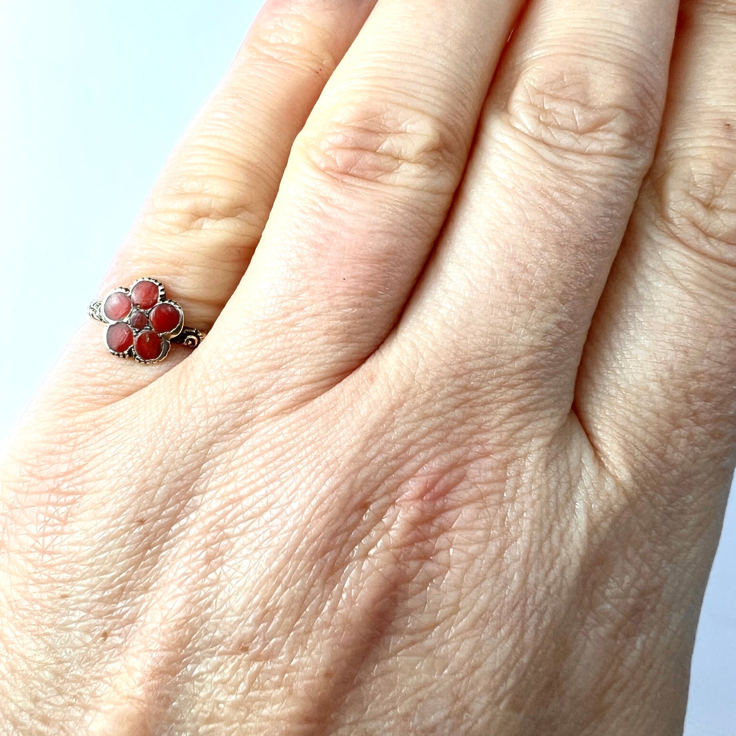 Georgian 12CT Gold Coral Flower Cluster Ring