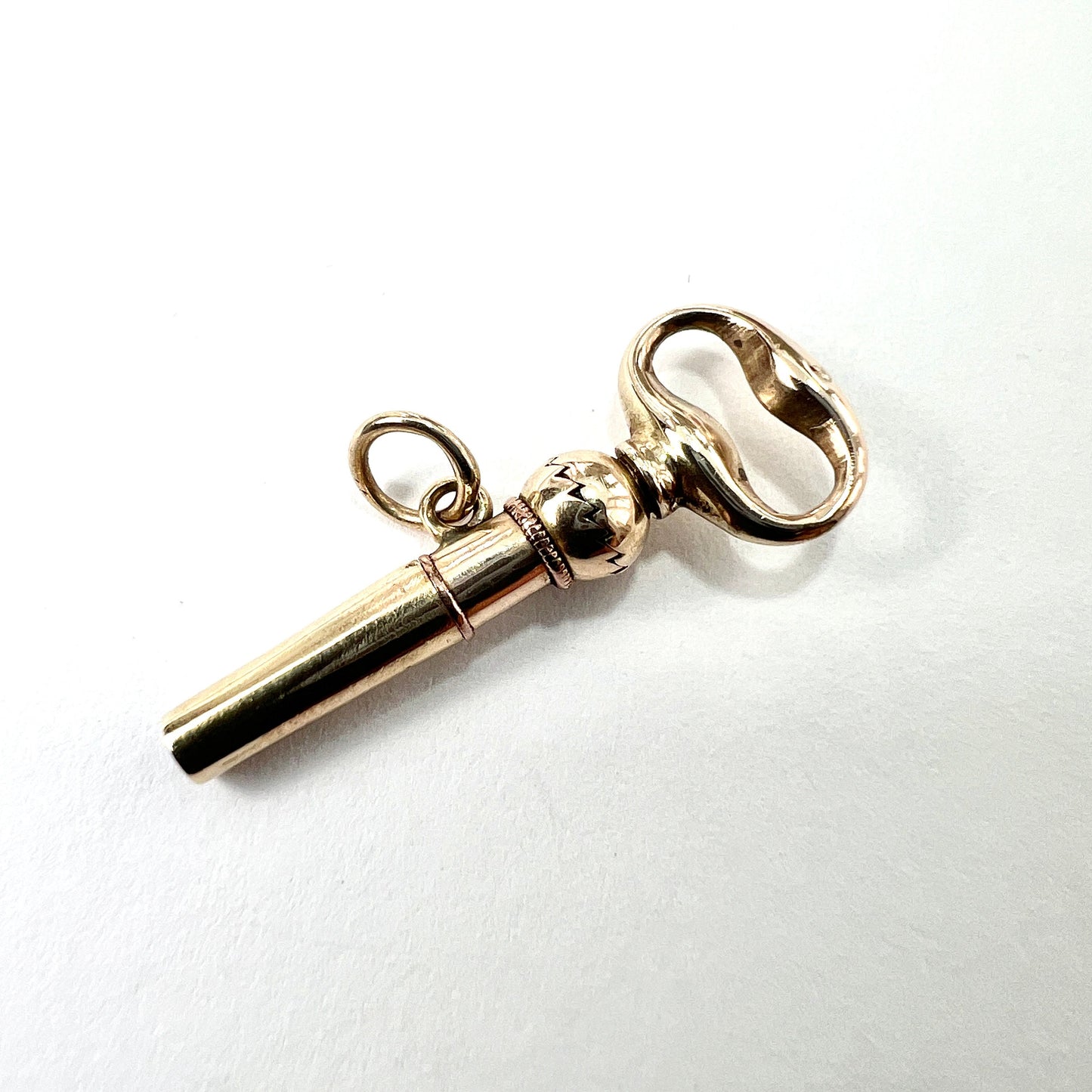 Victorian 9CT Gold Watch Key Pendant