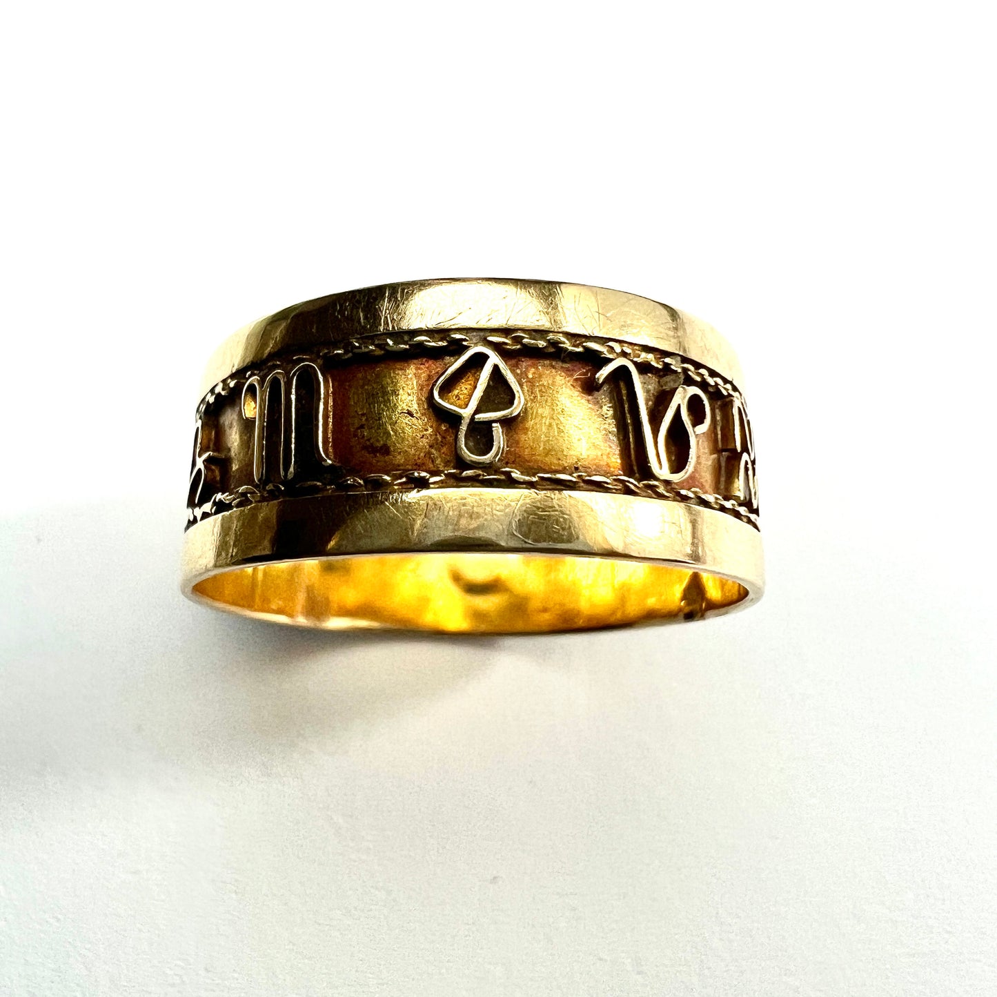 Georgian 18CT Gold Zodiac Ring