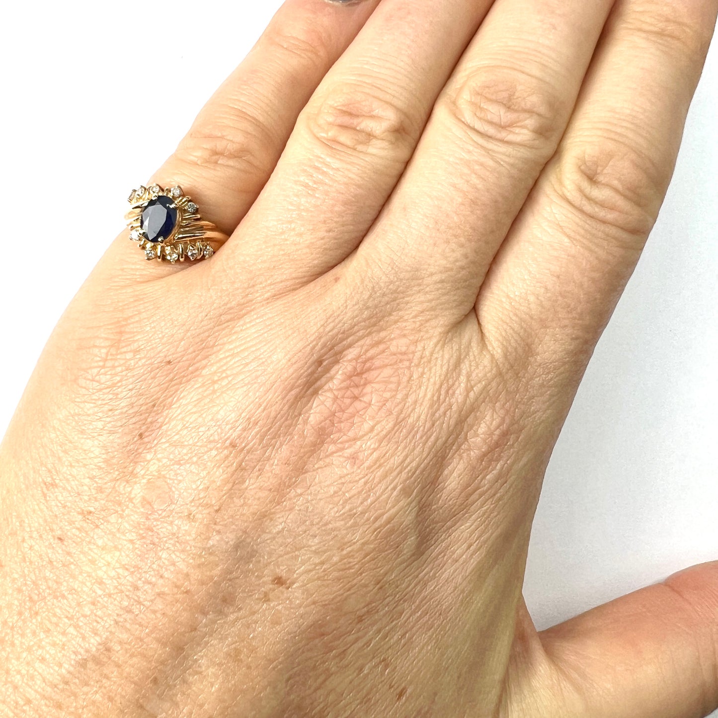Vintage 14CT Gold Sapphire and Diamond Ring