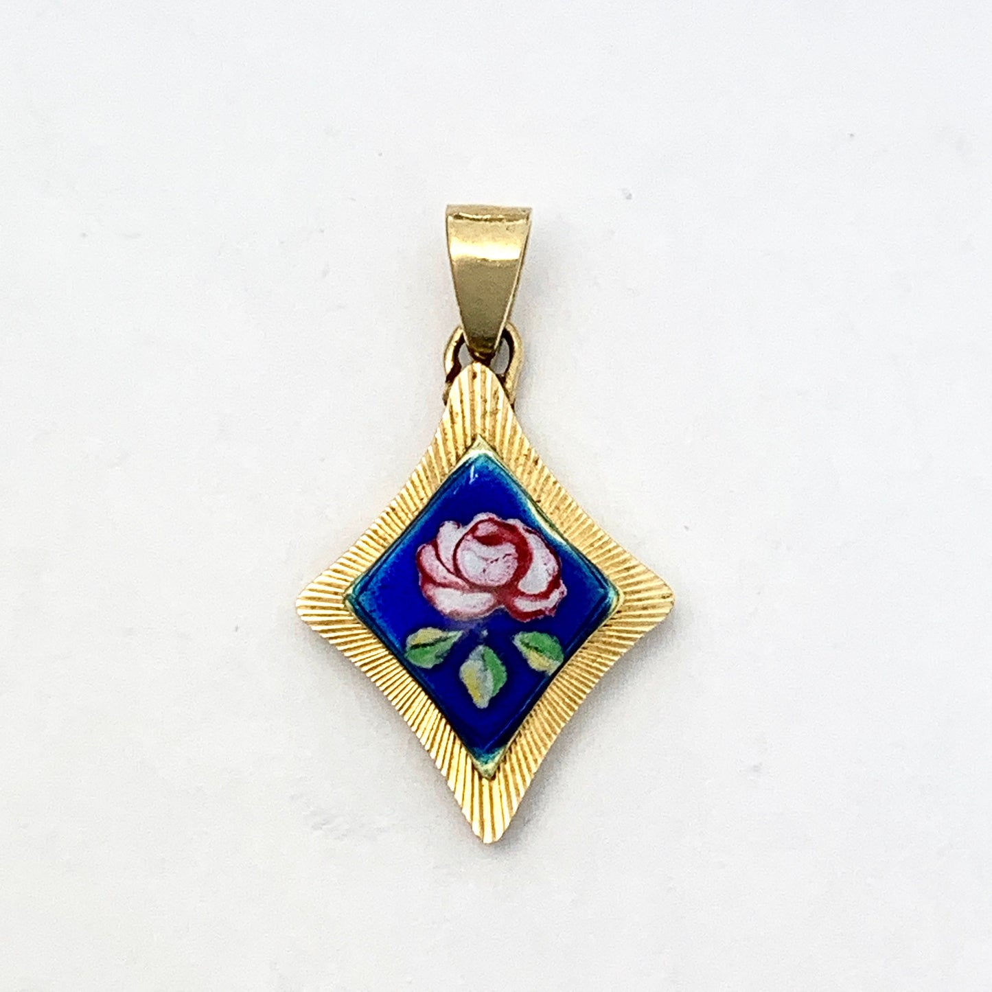 Vintage 18CT Gold Handmade Painted Enamel Rose Pendant