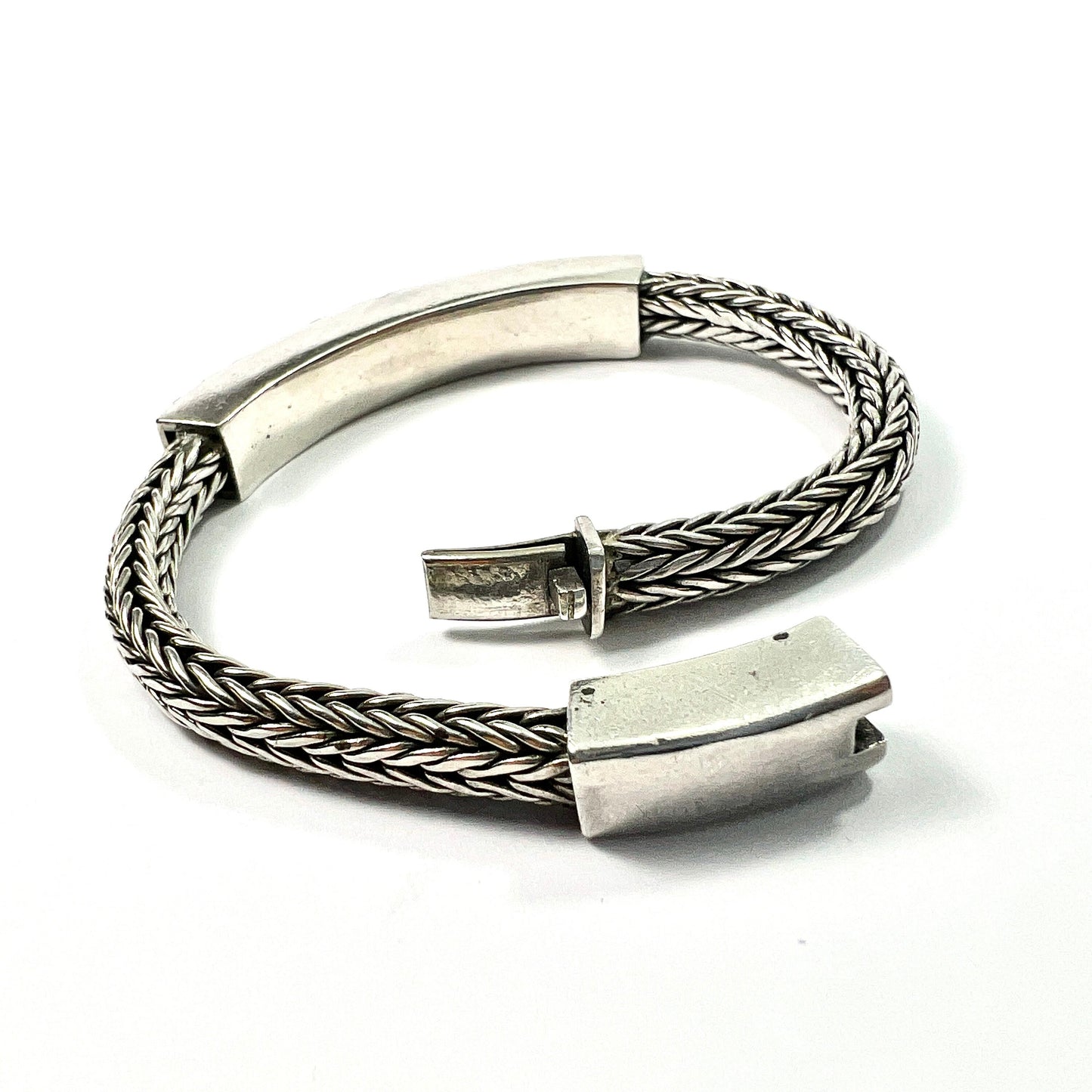 Vintage Sterling Silver Slinky Herringbone Chain Bracelet