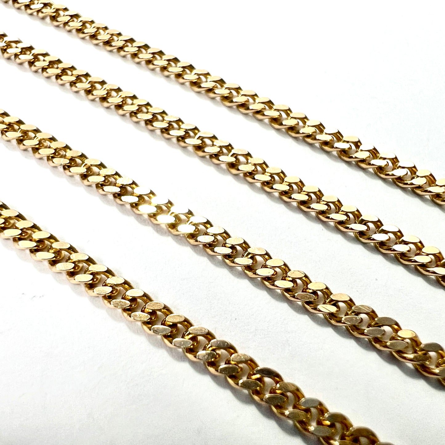 Vintage 9CT Gold Curb Chain Necklace