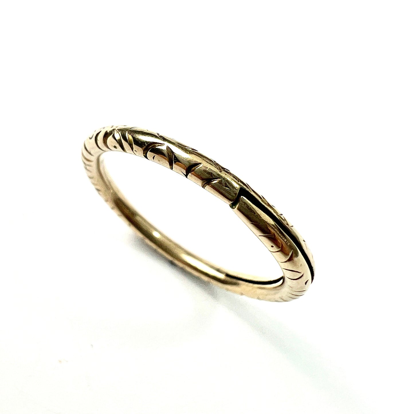 Georgian 9CT Gold Engraved Split Ring