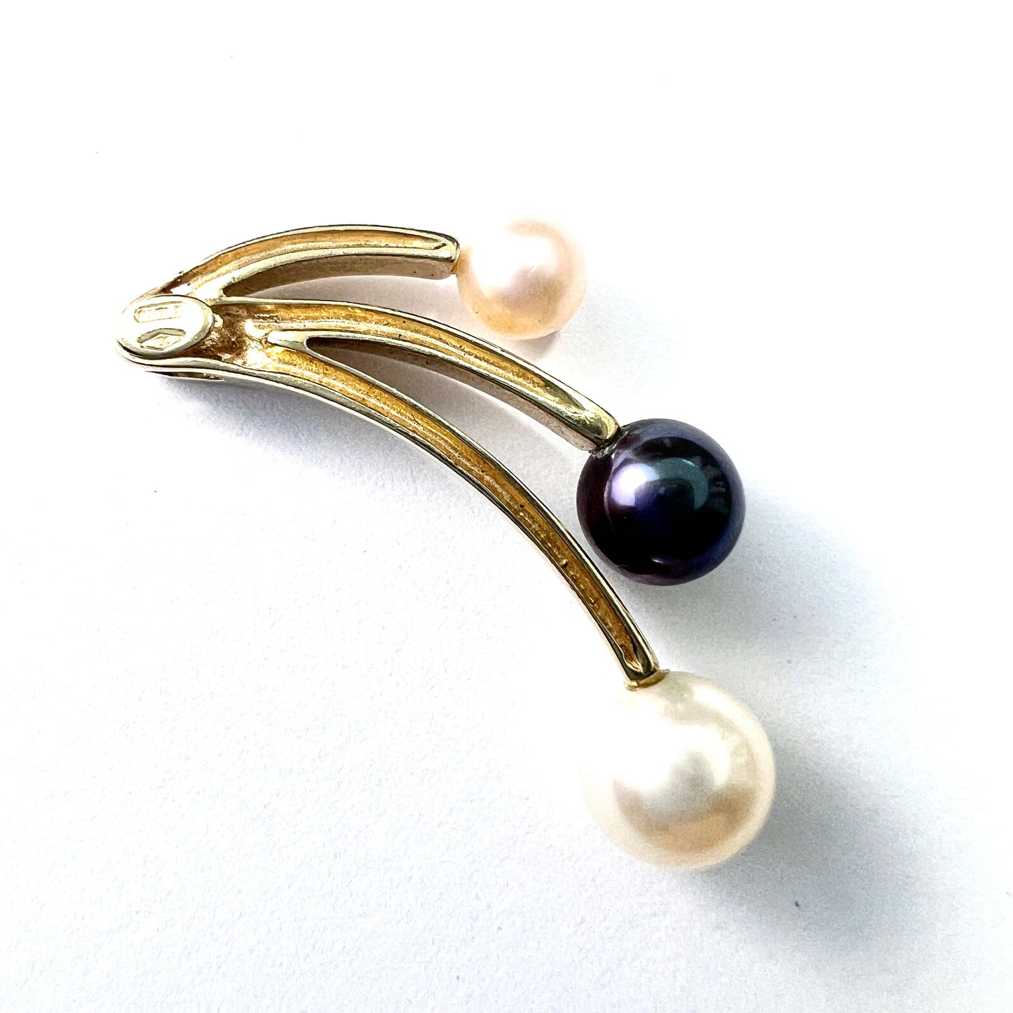Vintage Italian 18CT Gold Cultured Pearl Trio Pendant