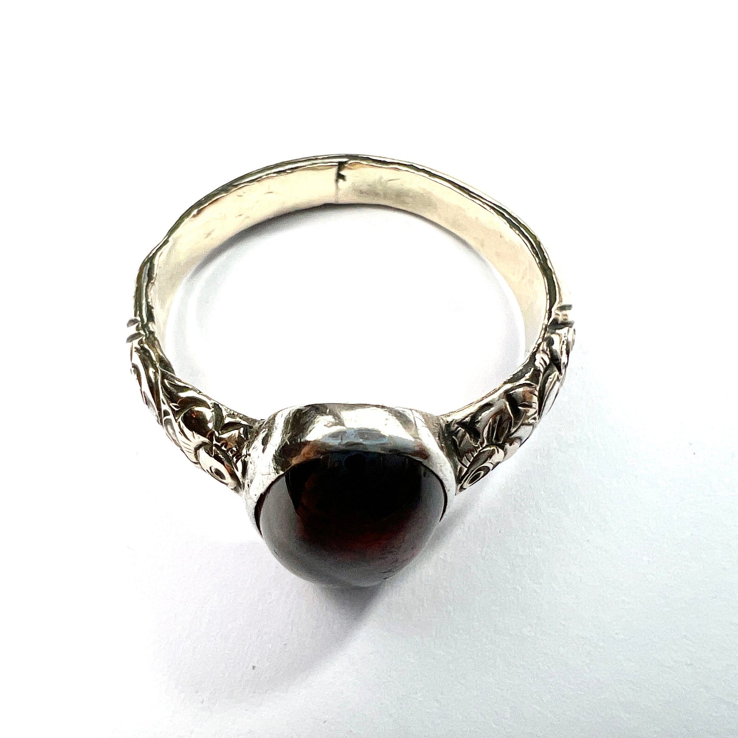 Georgian Silver and Gold Cased Garnet Solitaire Ring