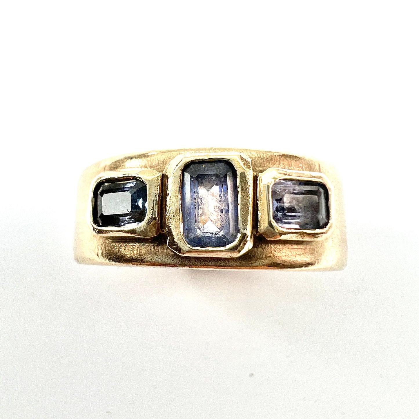Vintage Iolite 9CT Gold Modern Wedding Ring