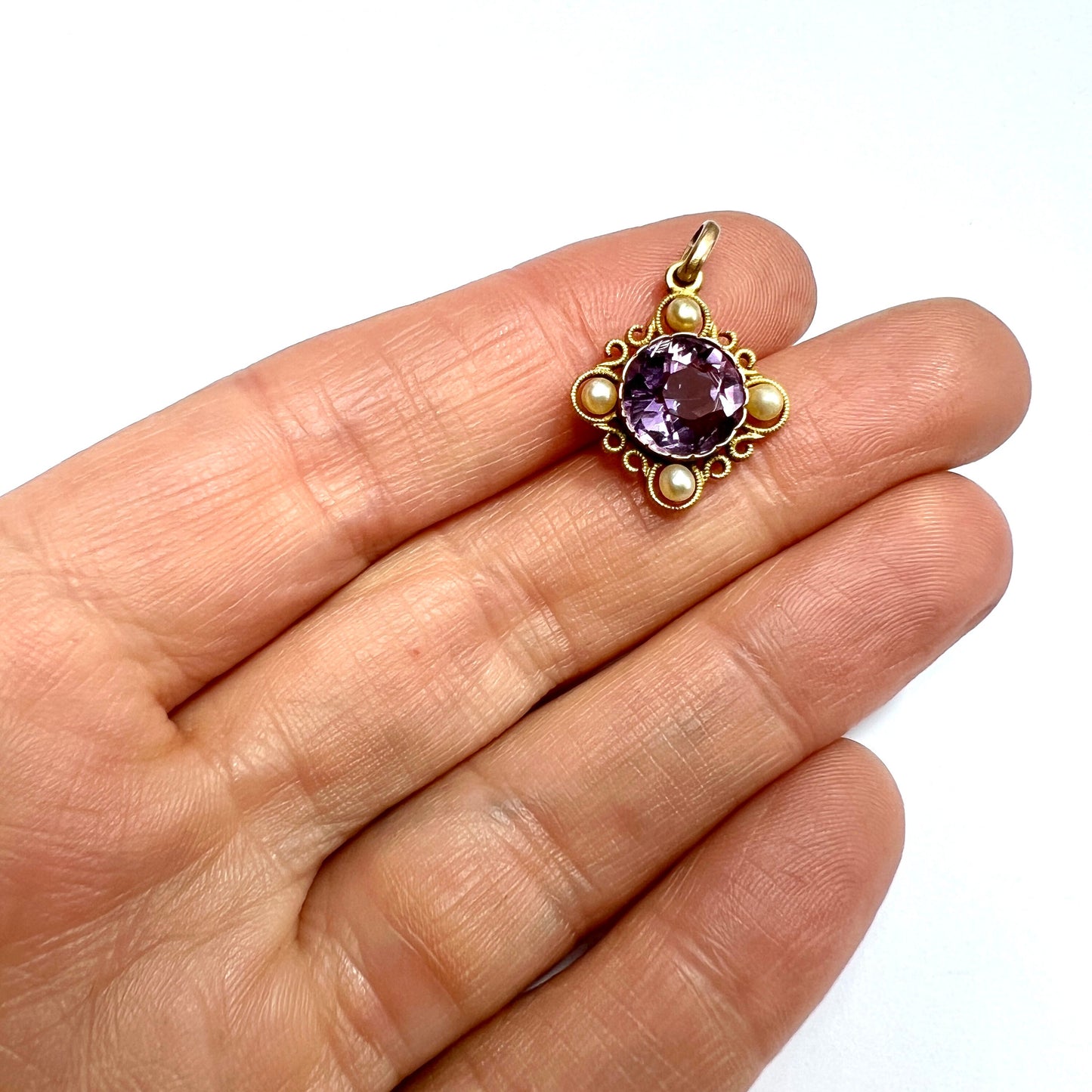 Antique Amethyst and Pearl 9CT Gold Pendant