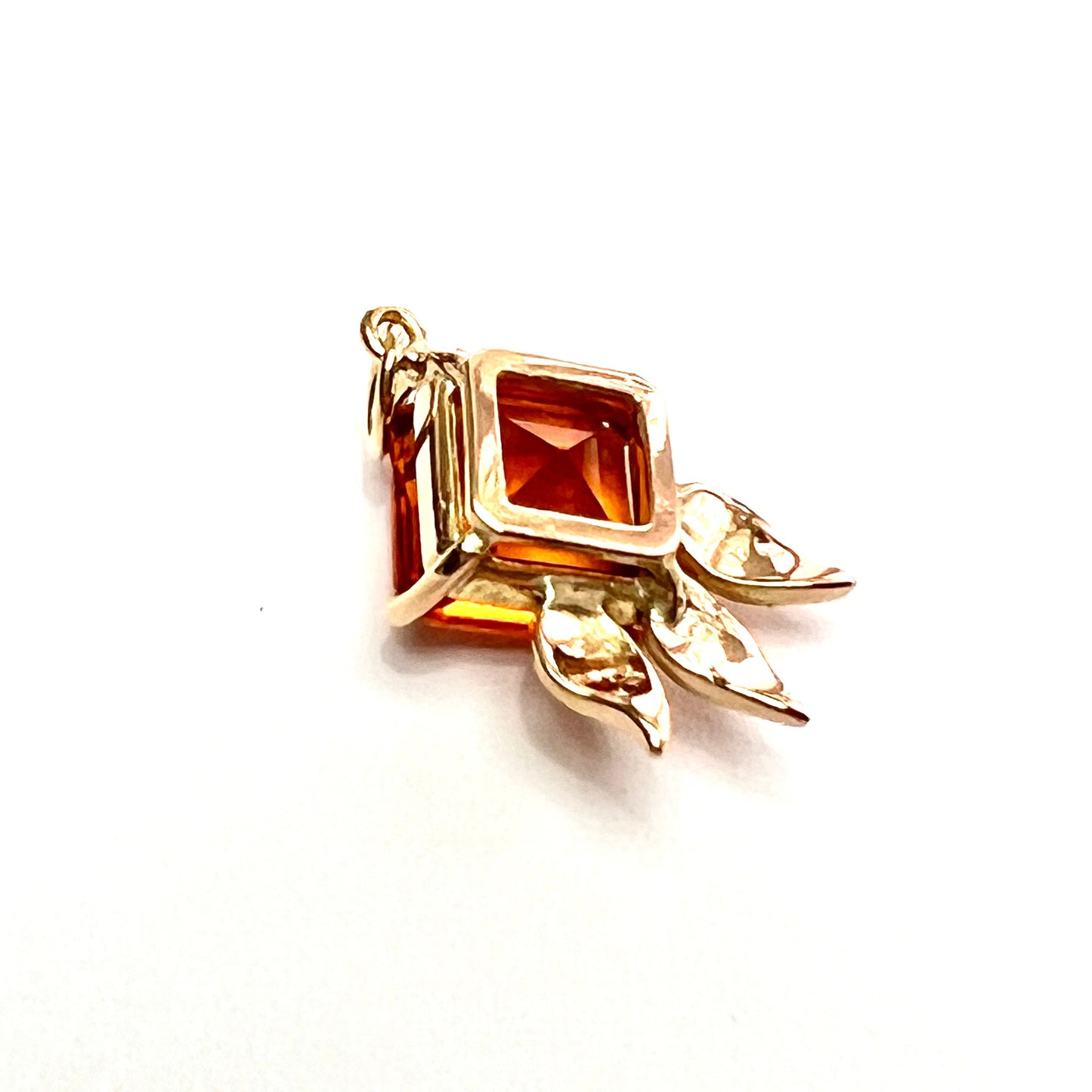 Vintage 15CT Gold Flaming Citrine Pendant