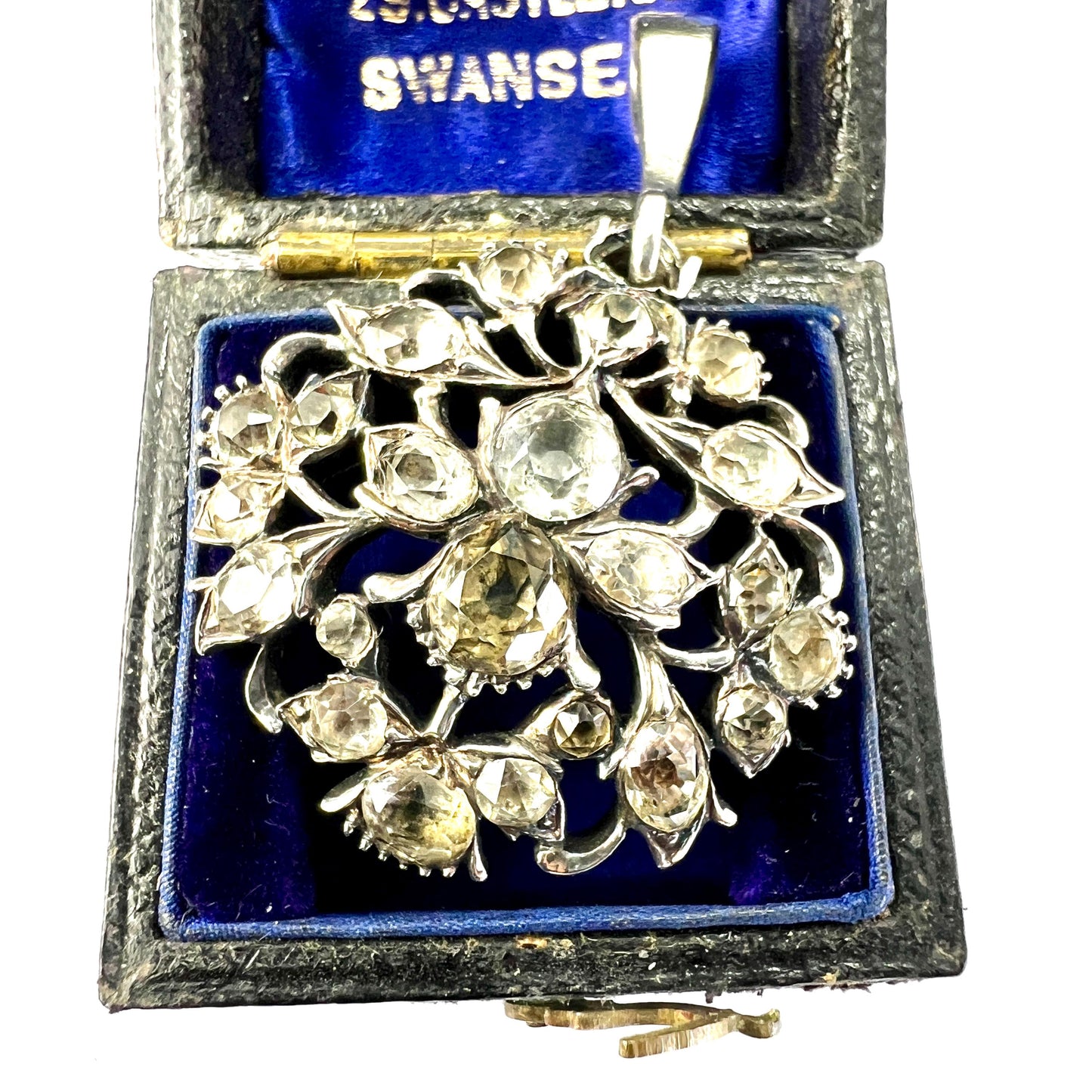 Georgian Secret Bee Silver Black Dot Paste Pendant
