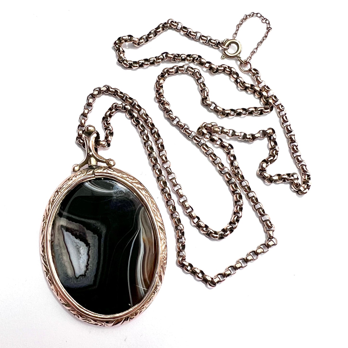 Large Victorian 9CT Gold Agate Locket Necklace