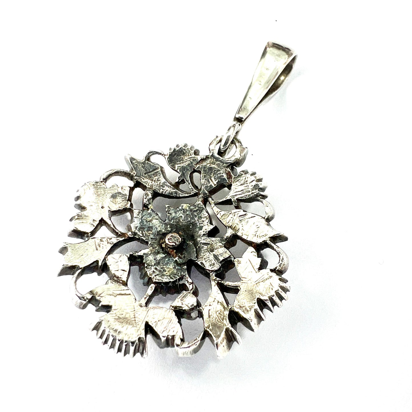 Georgian Secret Bee Silver Black Dot Paste Pendant