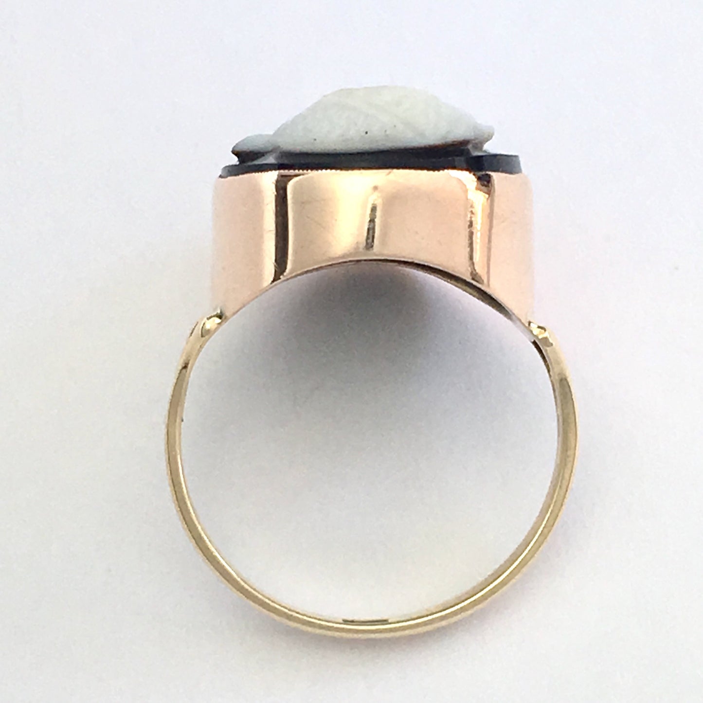 Georgian/Victorian Gentleman's 9CT Gold Hardstone Cameo Ring