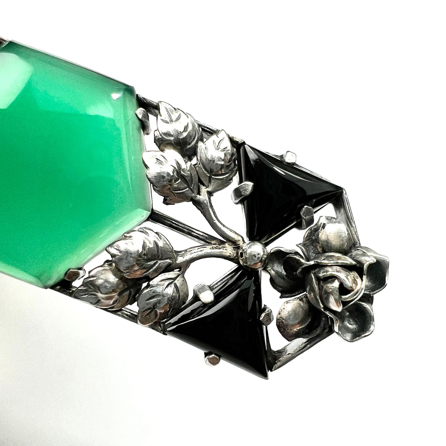 Edwardian Arts and Crafts Silver Chrysoprase Leaf and Flower Brooch