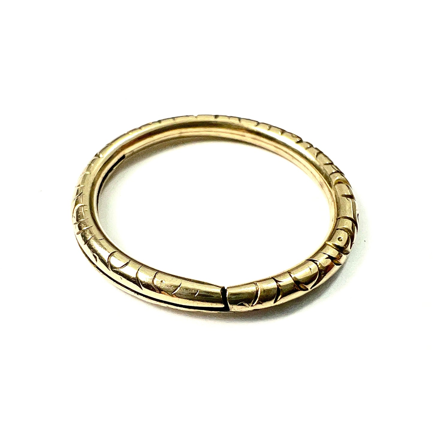 Georgian 9CT Gold Engraved Split Ring