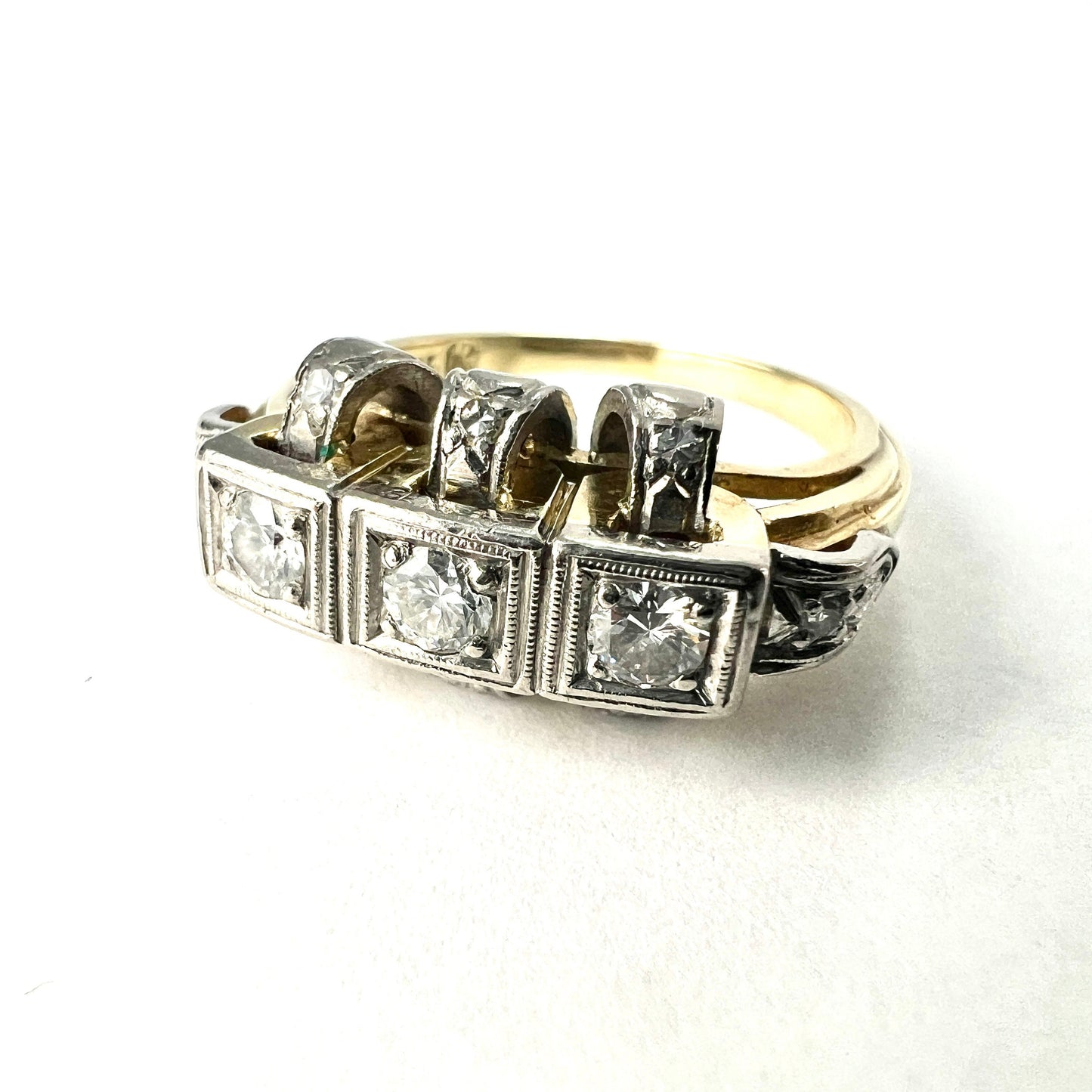 Vintage Diamond Engagement Ring in 14CT Gold and Platinum