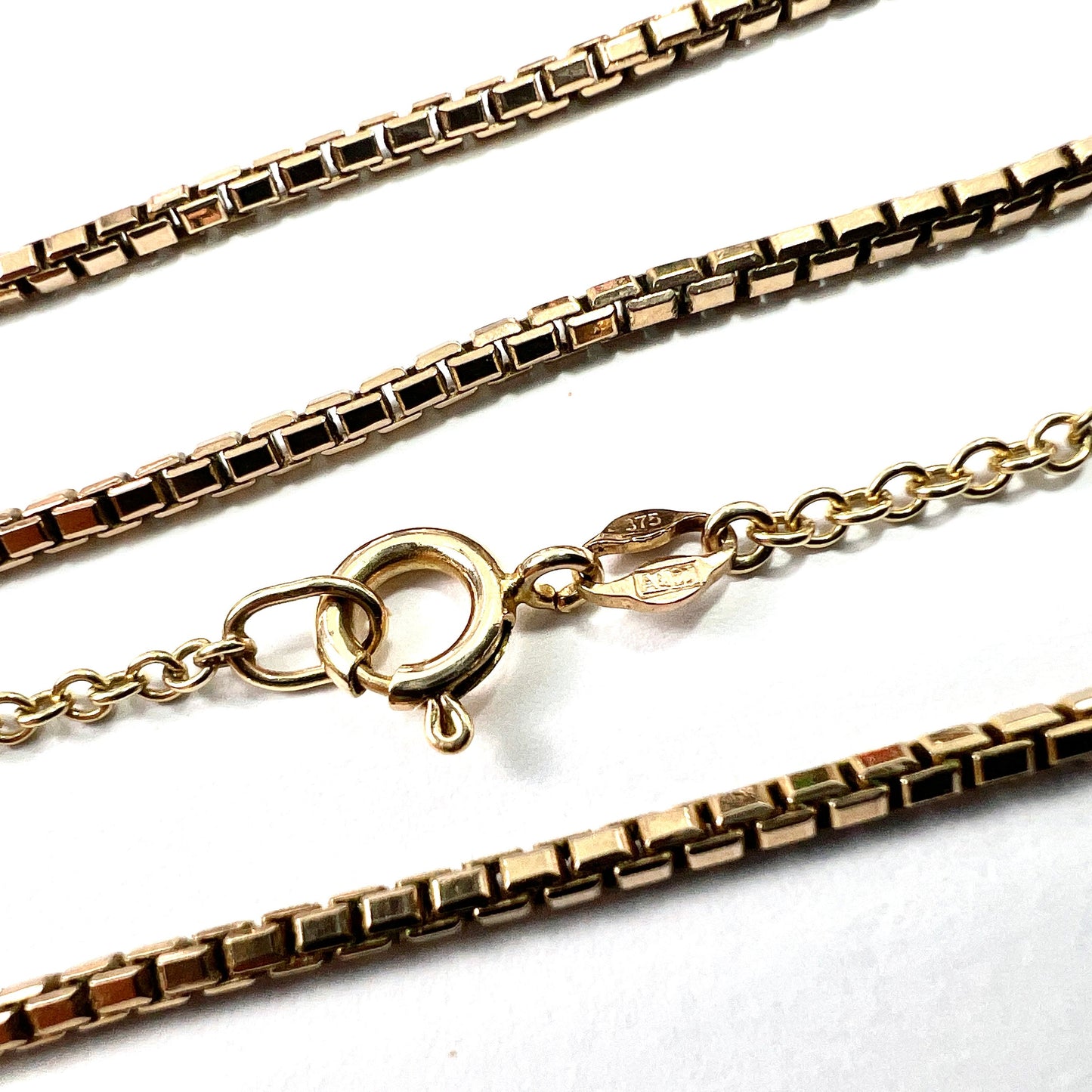 Vintage 9CT Gold Mirror Box Chain Necklace • 9.4g