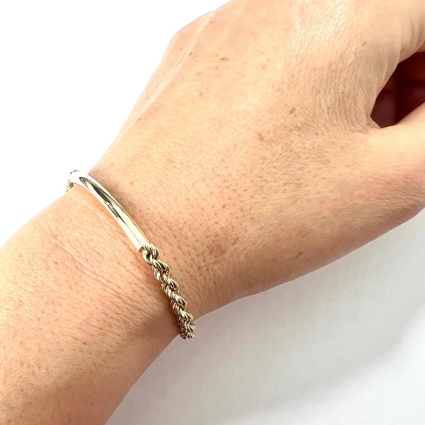 Vintage 9CT Gold Rope Twist Bracelet with Bar