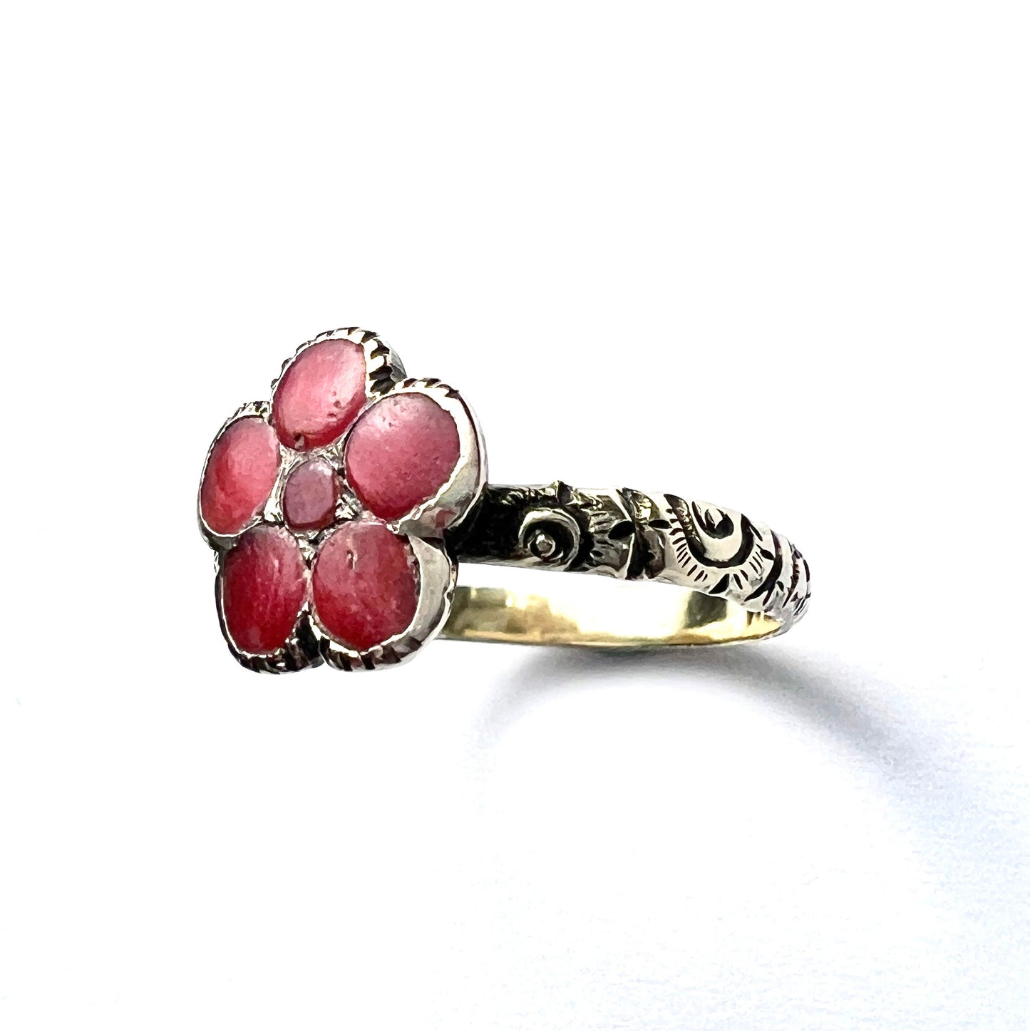 Georgian 12CT Gold Coral Flower Cluster Ring