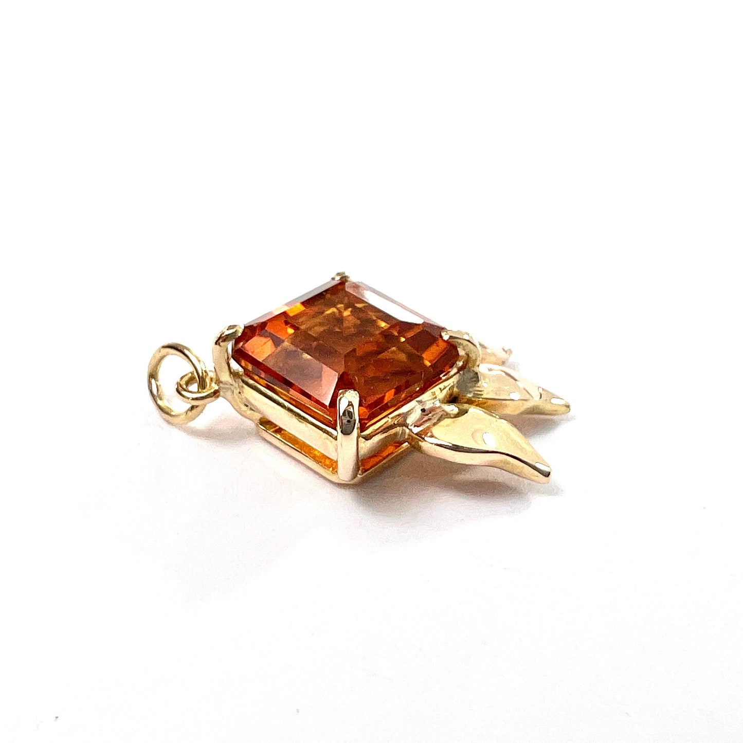 Vintage 15CT Gold Flaming Citrine Pendant
