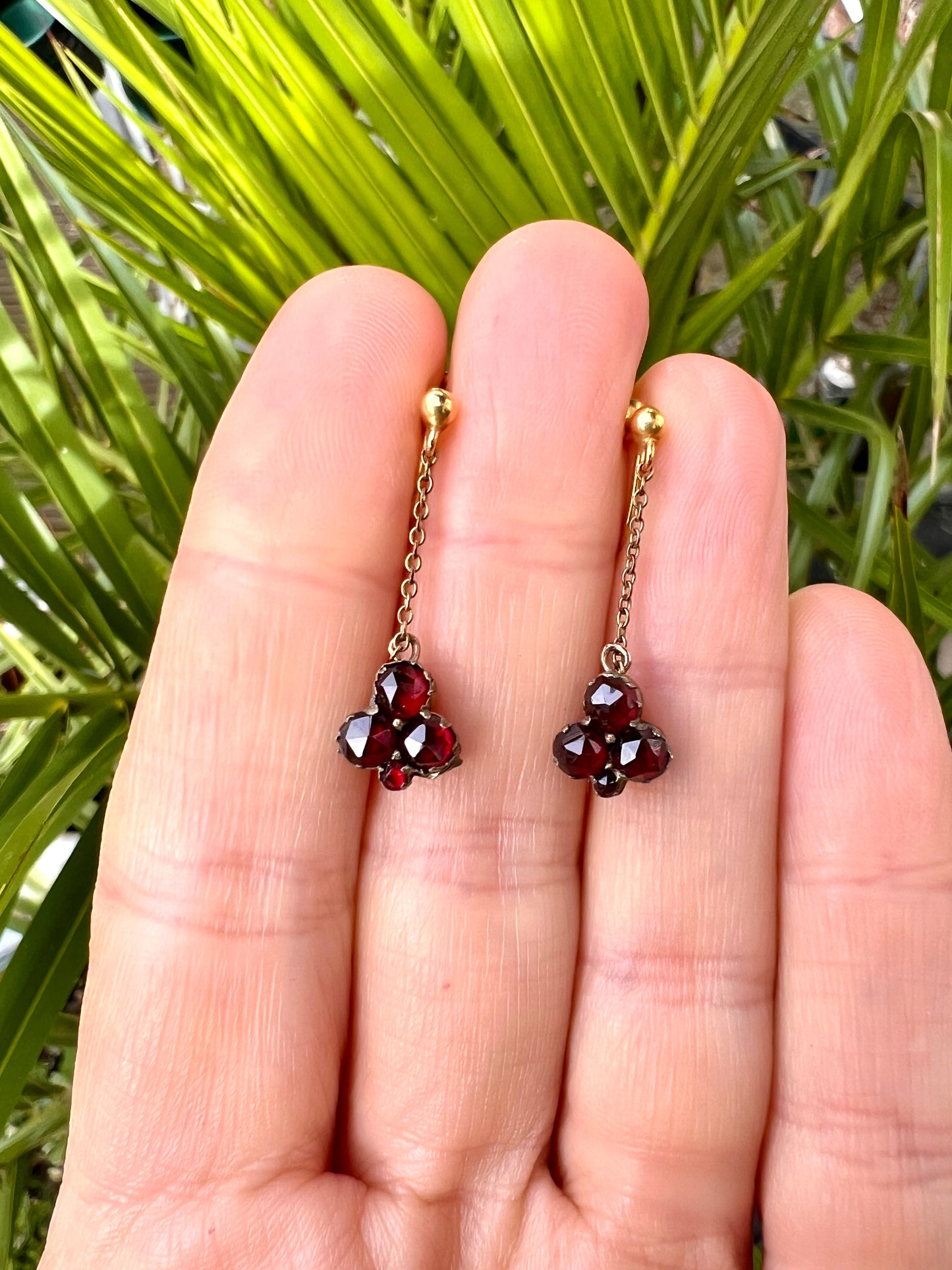 Victorian 9CT Gold Rose-cut Garnet Trefoil Earrings