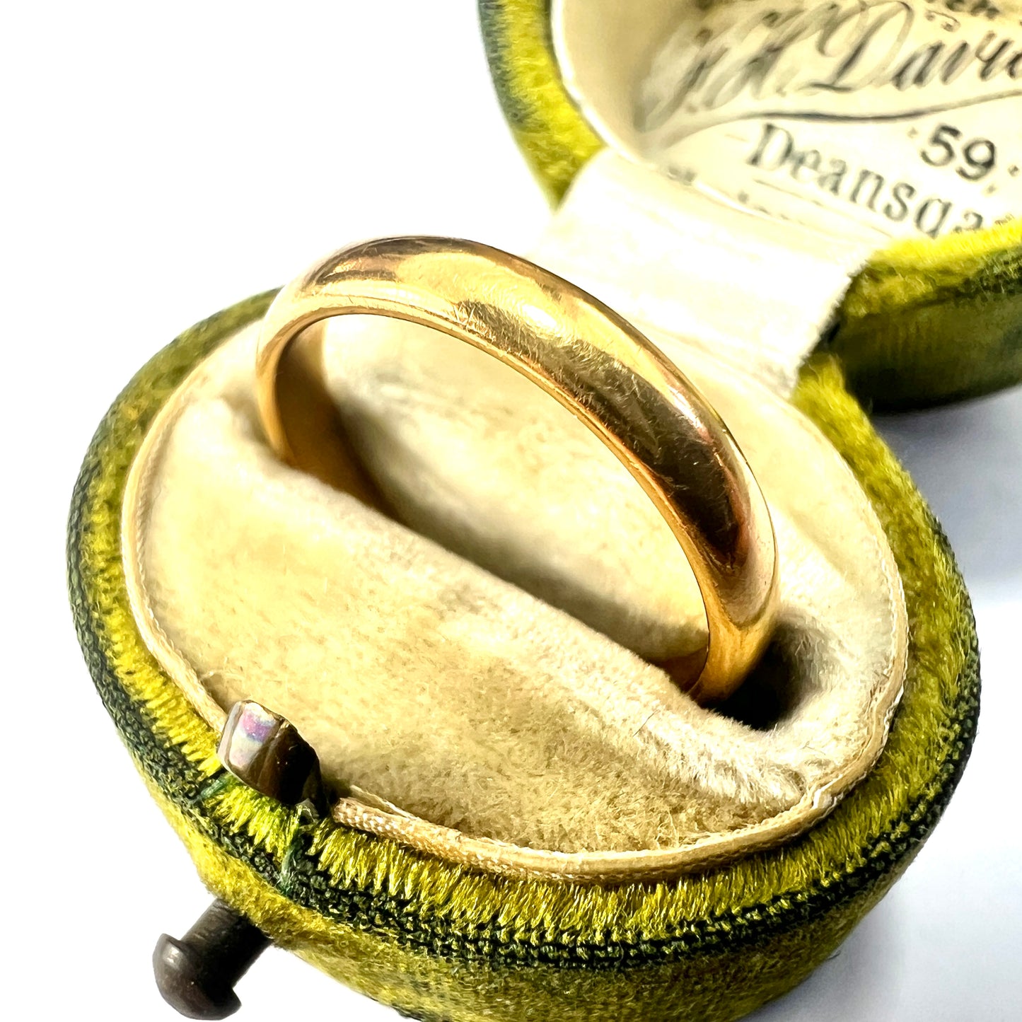 1937 Vintage 22CT Gold Wedding Band