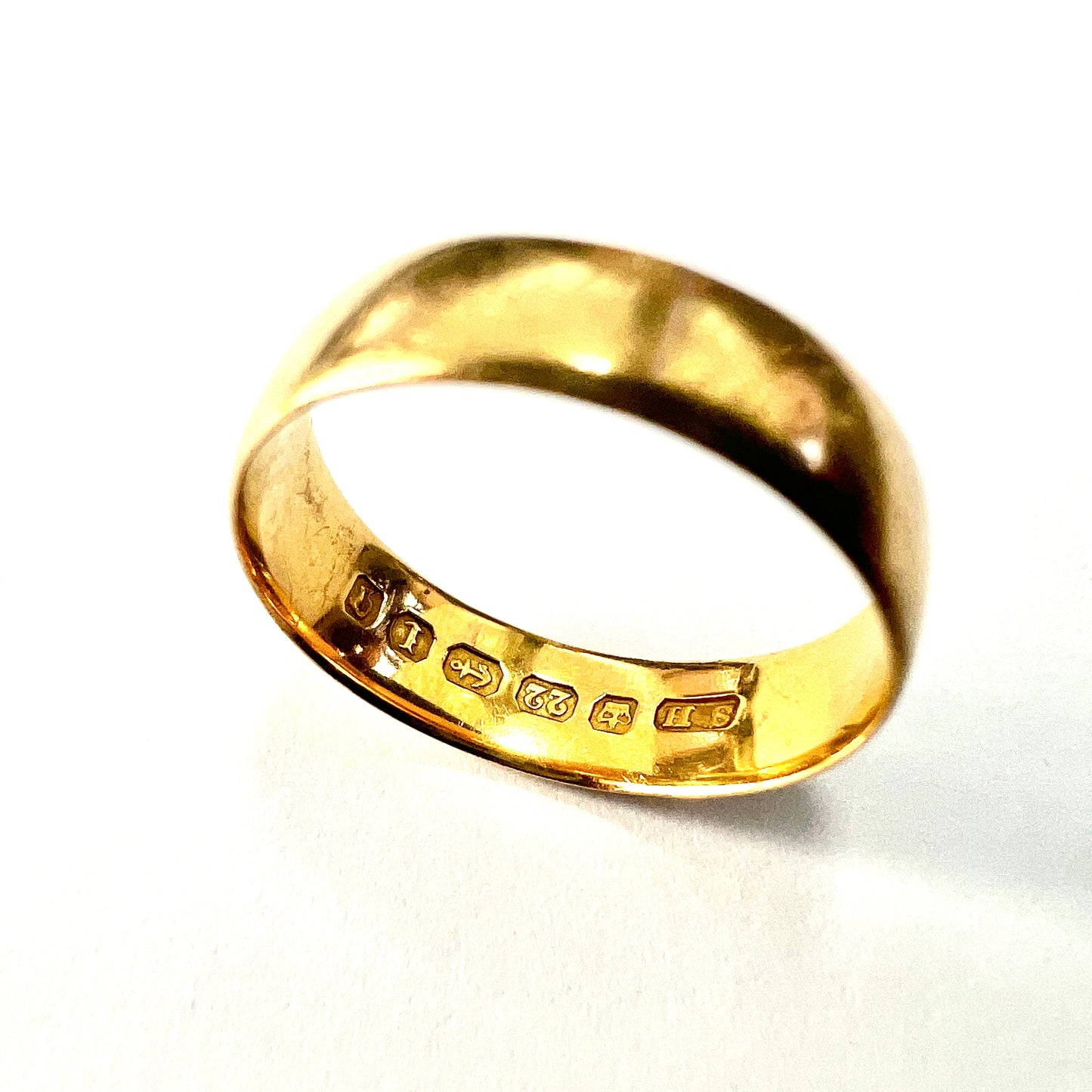 1885 Victorian 22CT Gold Wedding Band