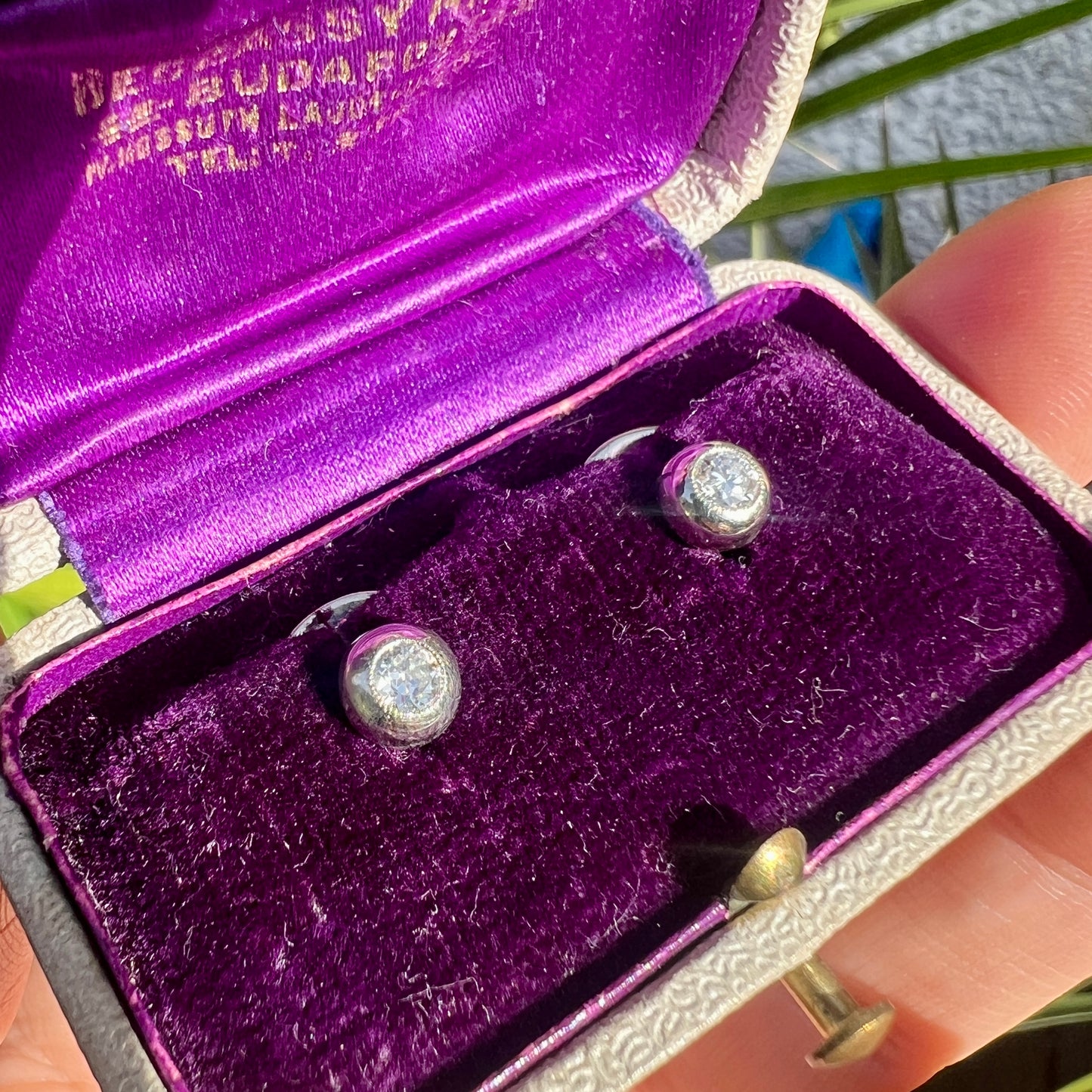 Boxed Vintage Diamond 18CT White Gold Shirt Studs