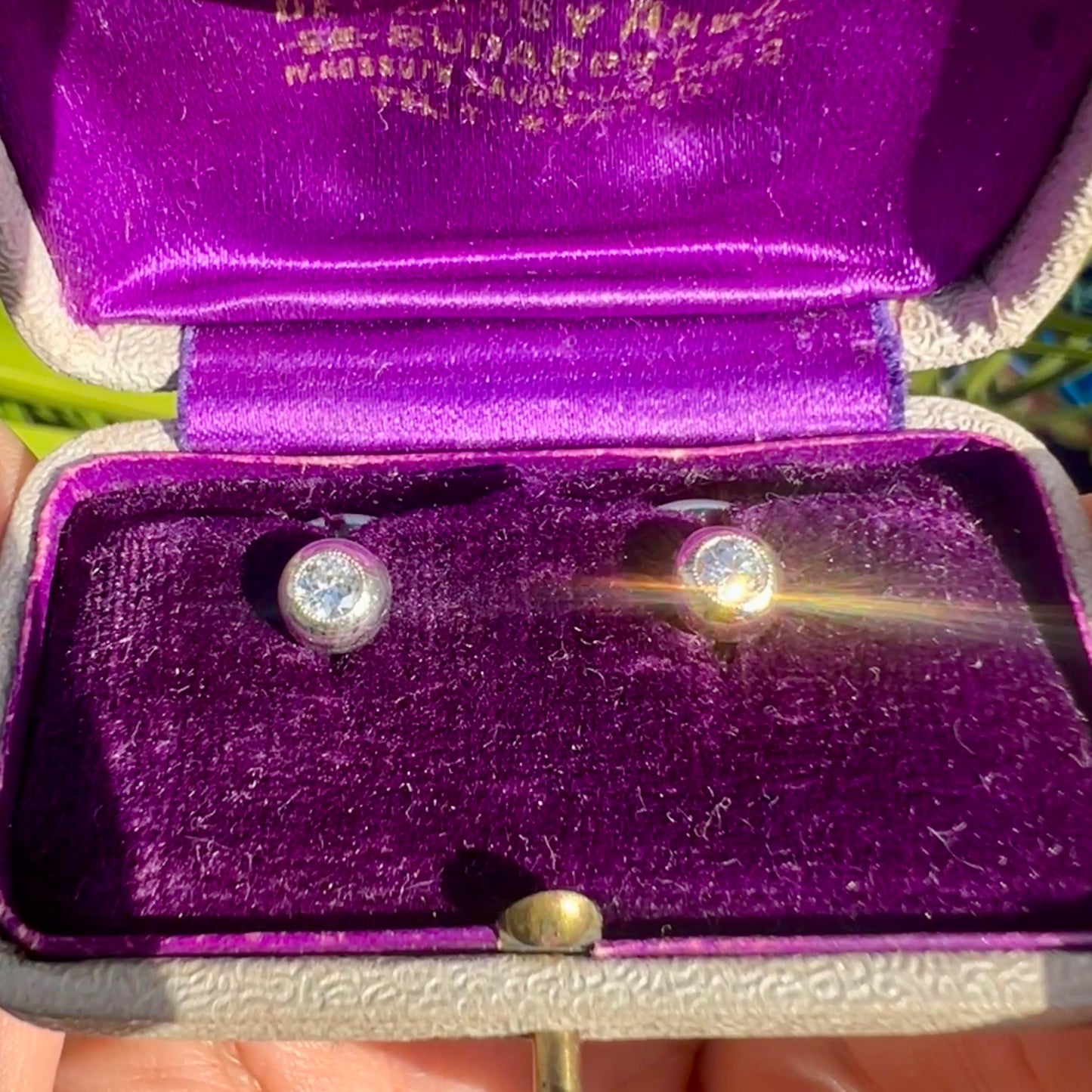 Boxed Vintage Diamond 18CT White Gold Shirt Studs