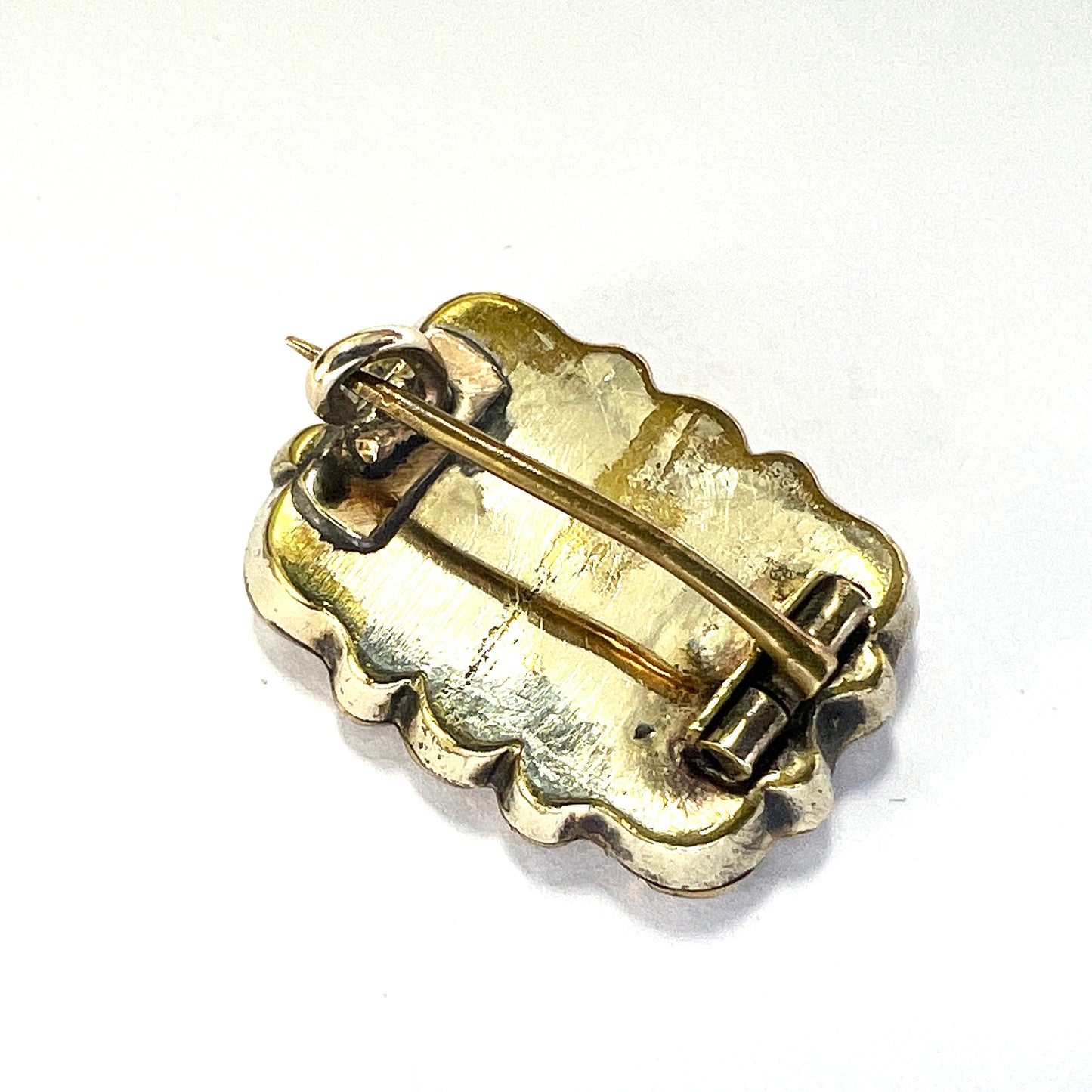 Tiny Georgian Gold Cased Hair Mourning Brooch