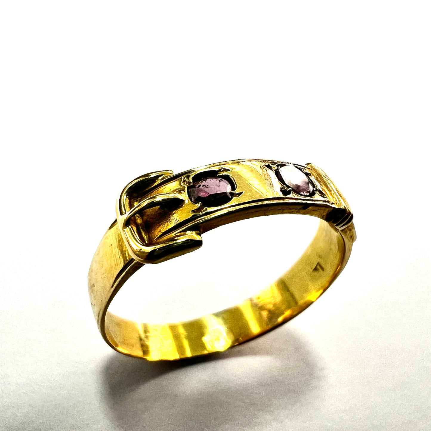 Victorian 15CT Gold Belt Buckle Ring