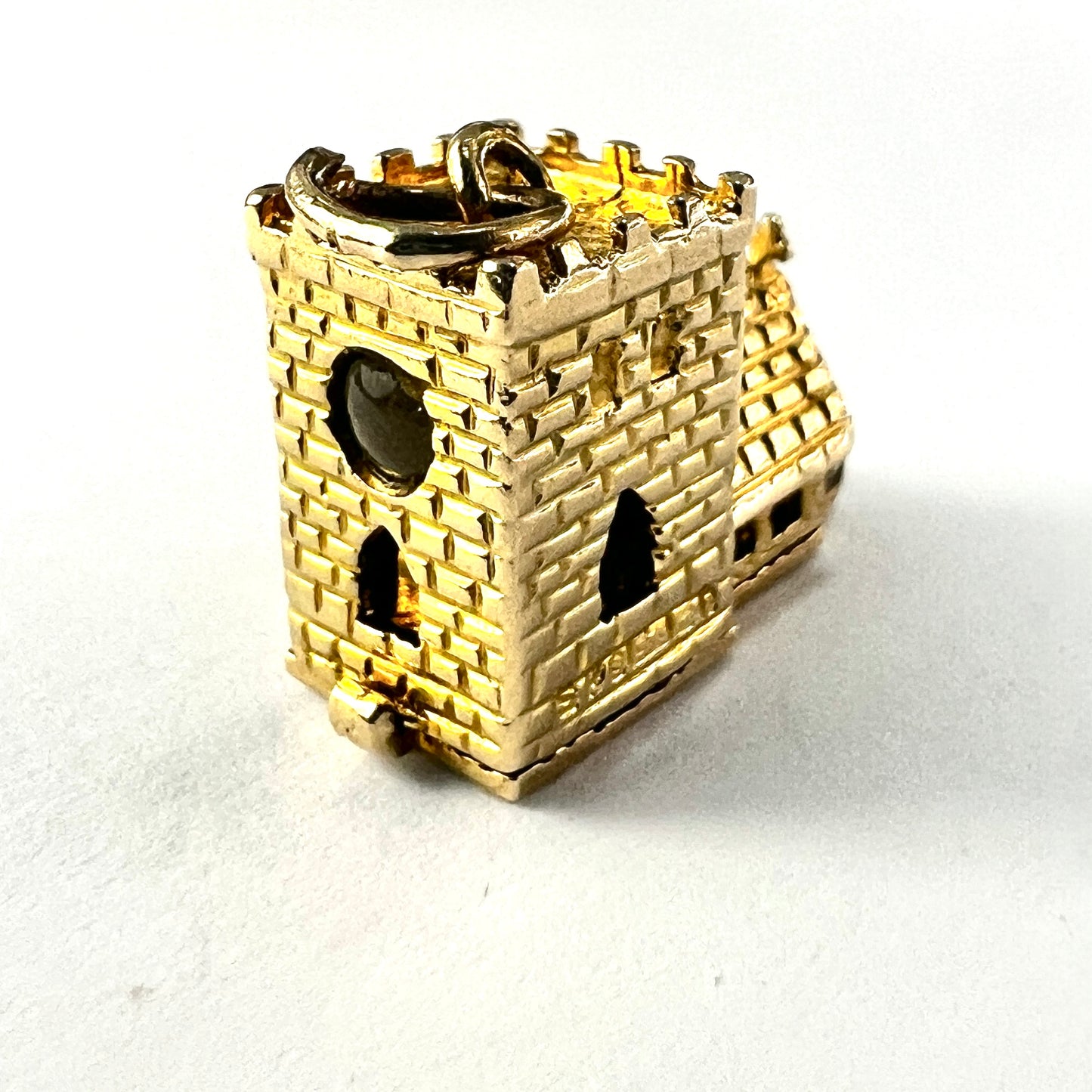 Vintage 9CT Gold Opening Church Wedding Charm