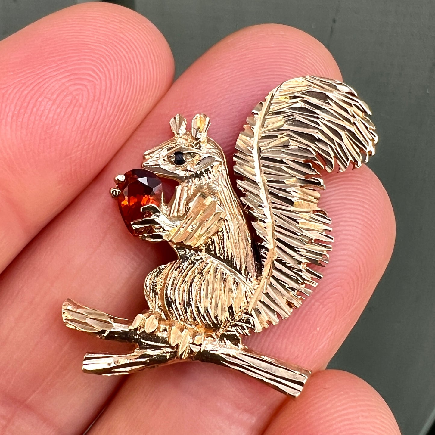 Vintage 9CT Gold Citrine Squirrel Brooch