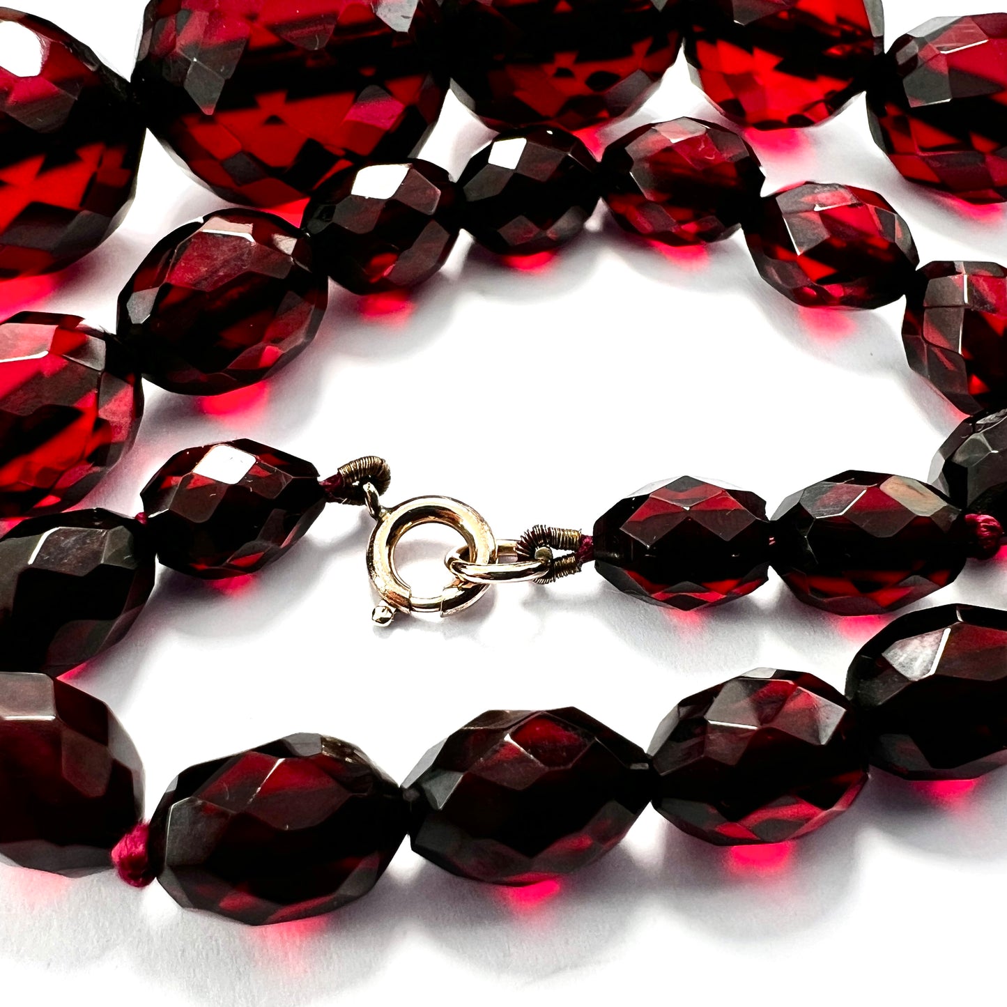 Art Deco Cherry Amber Bakelite Necklace with 9CT Gold Clasp
