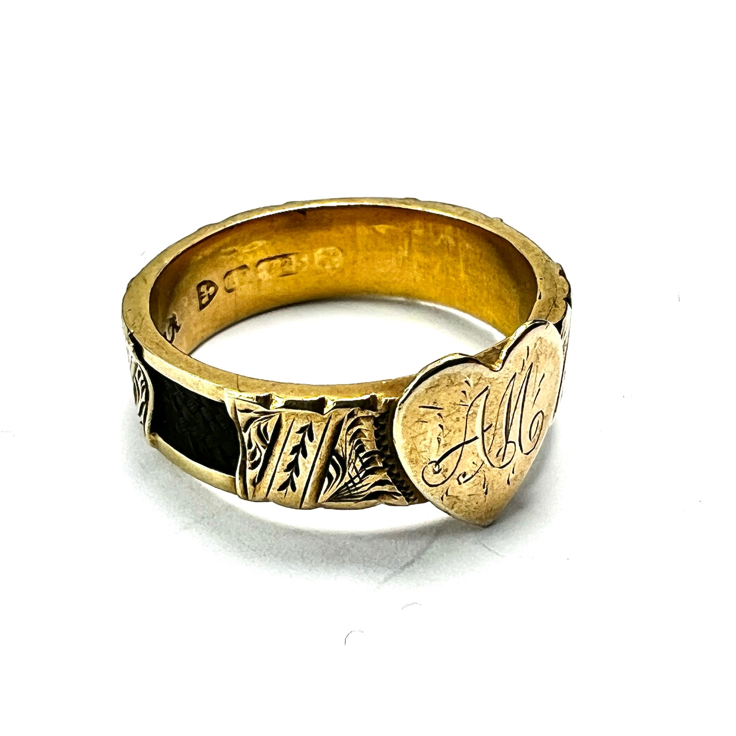 Edwardian 15CT Gold Heart and Hair Memorial Ring