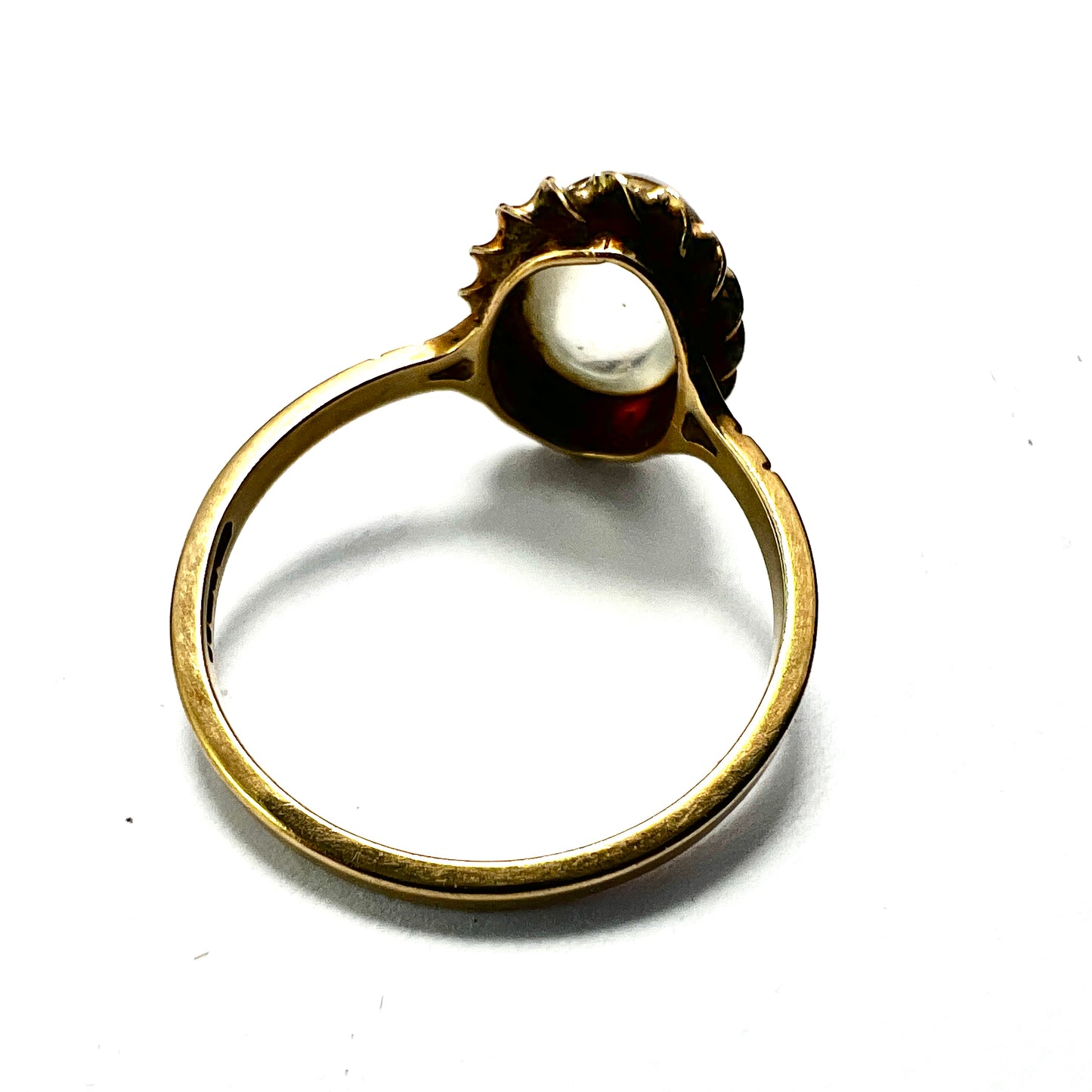 Vintage 9CT Gold Moonstone Cabochon Ring