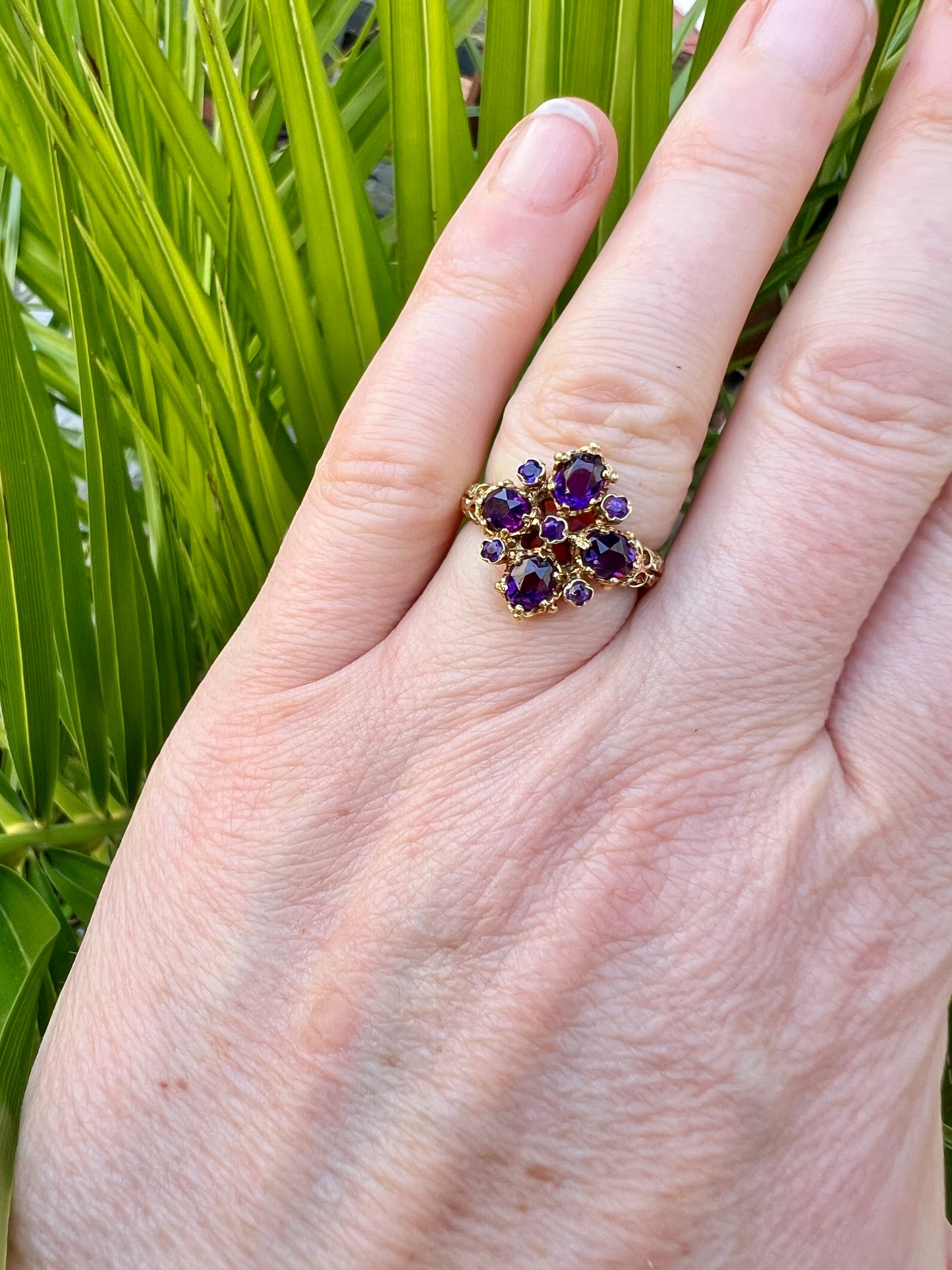 Vintage Amethyst 9CT Gold Victorian Style Ring