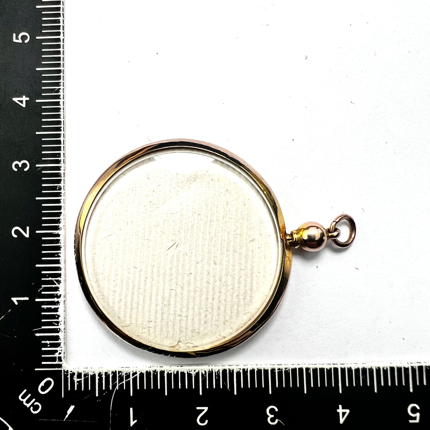 Edwardian 1905 Gold Top Screw Locket Pendant