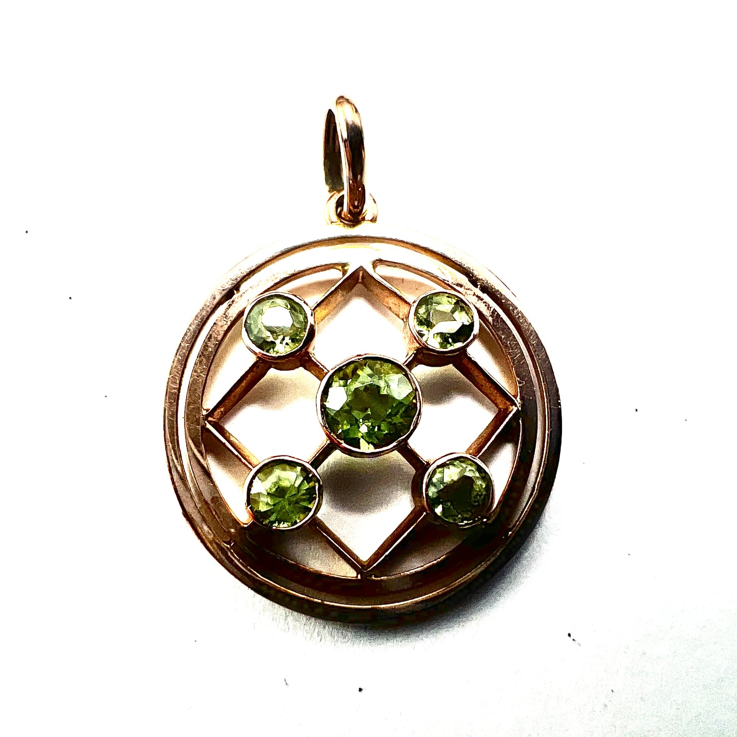 Edwardian 9CT Gold Peridot Pendant