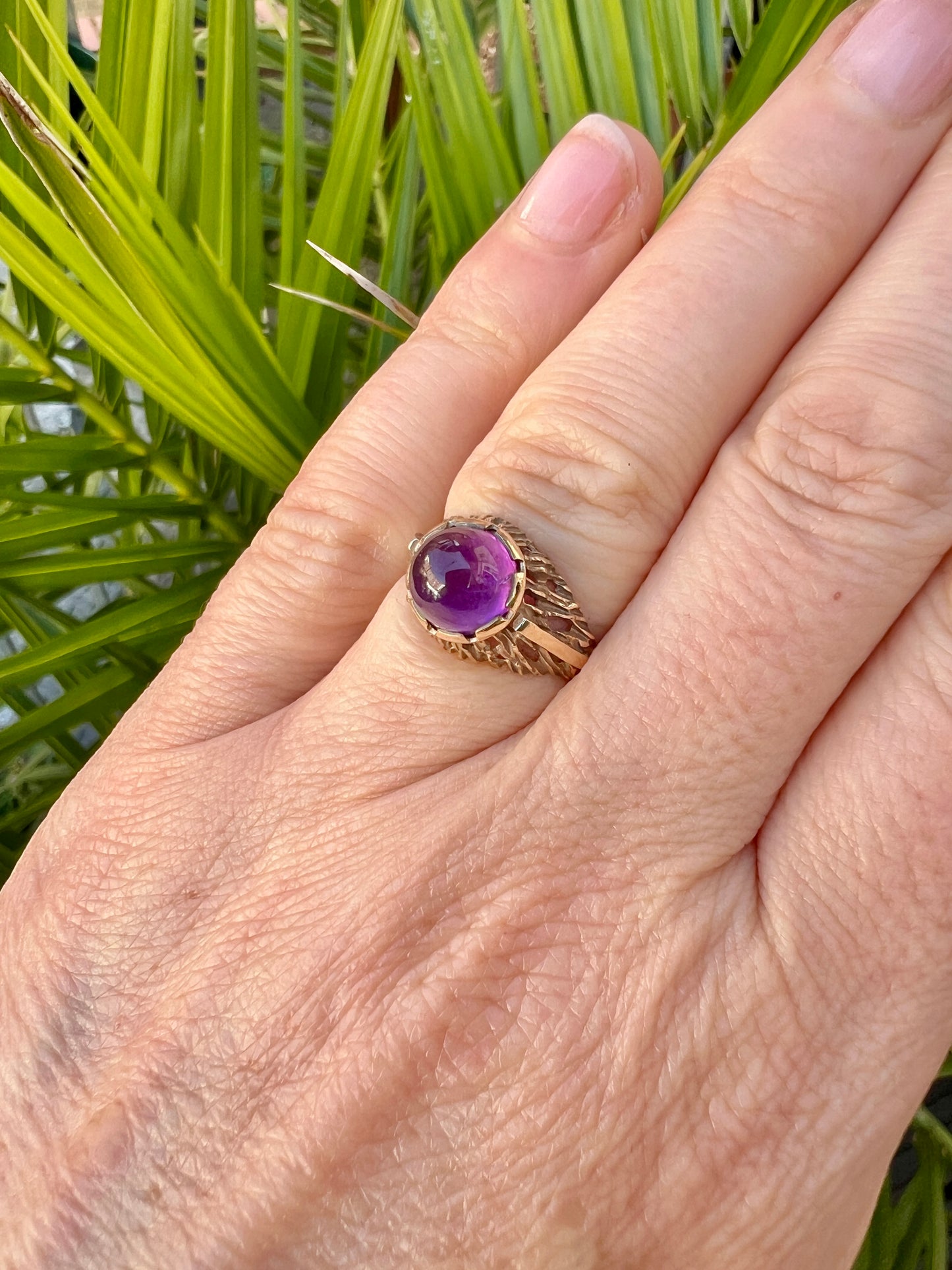 1968 Vintage Amethyst Solitaire 9CT Gold Brutalist Ring