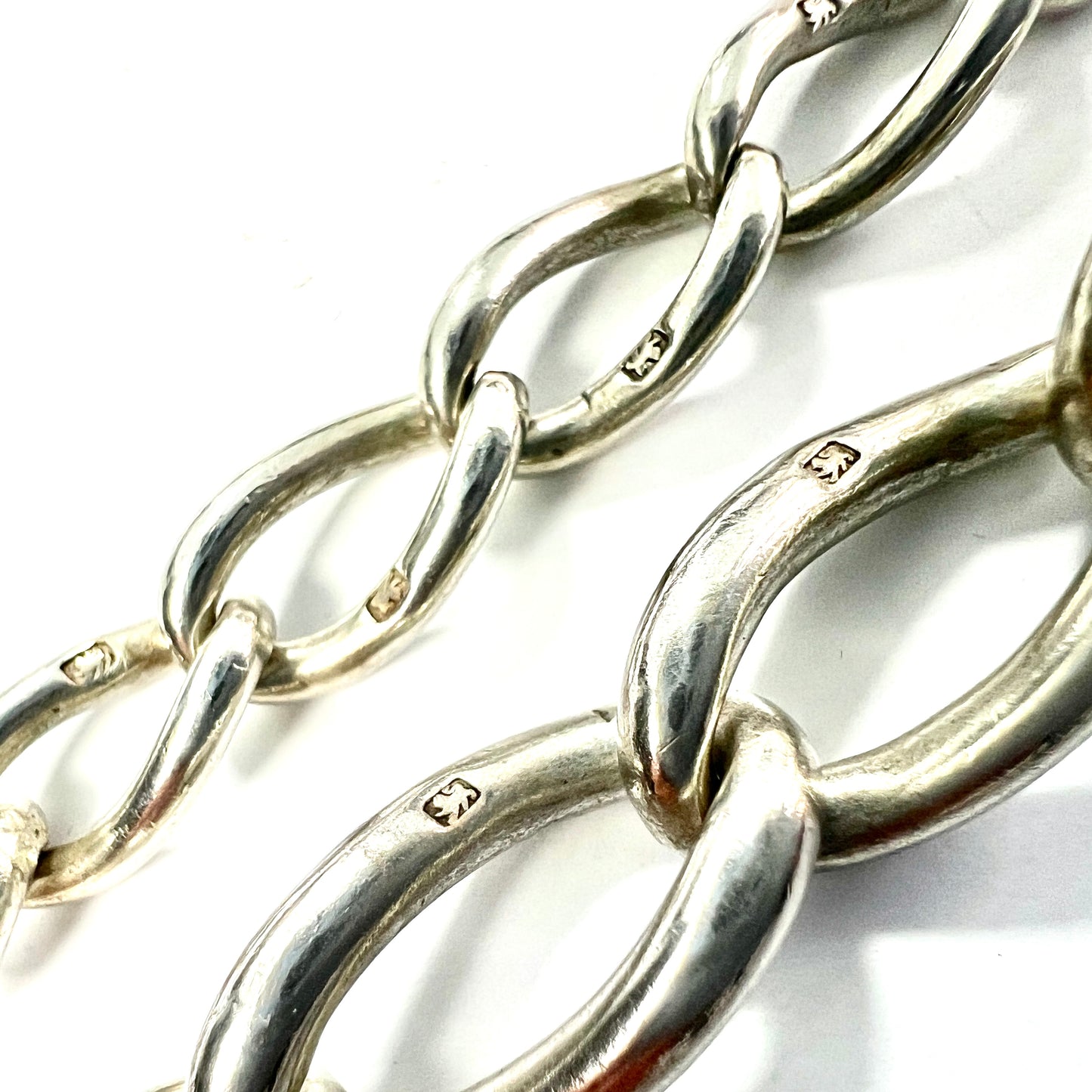 Victorian Silver Graduated Curb Chain Necklace with Dog Clip