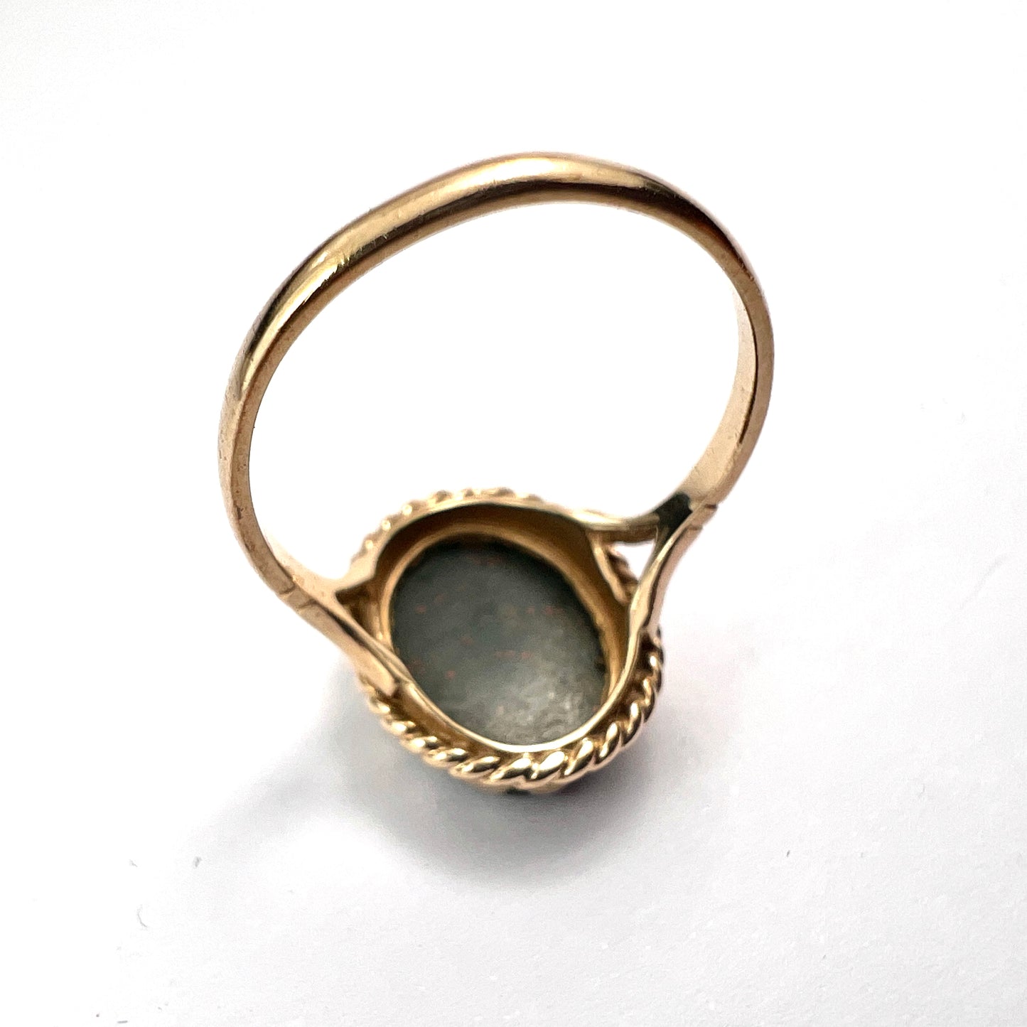 Vintage 9CT Gold Bloodstone Signet Ring