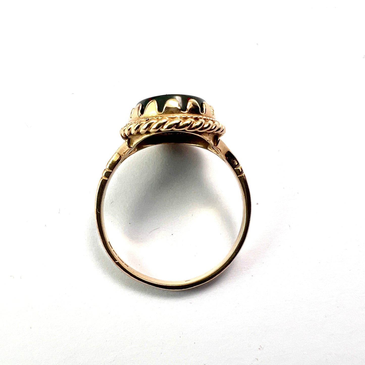 Vintage 9CT Gold Bloodstone Signet Ring