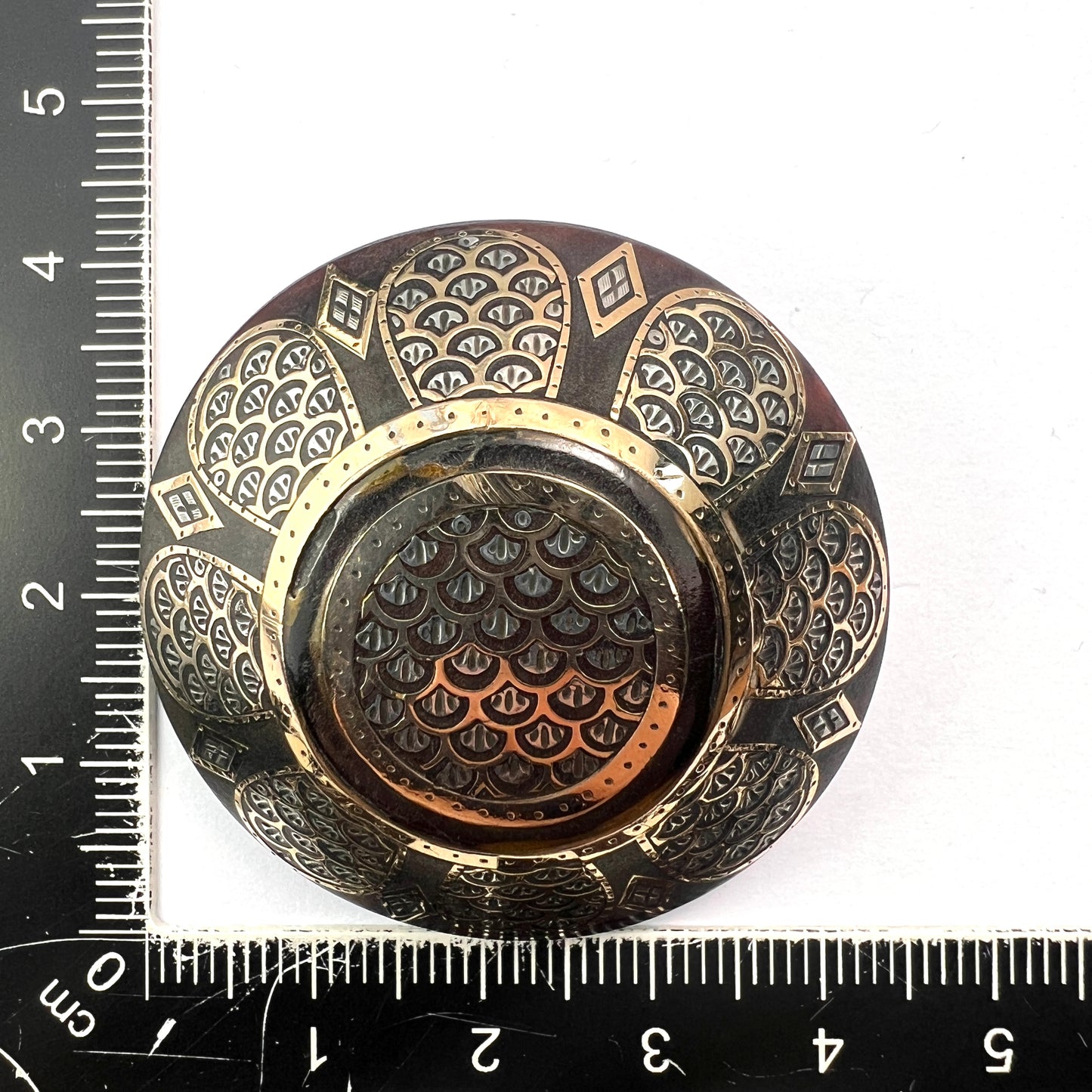 Victorian Gold and Silver Inlay Pique Brooch