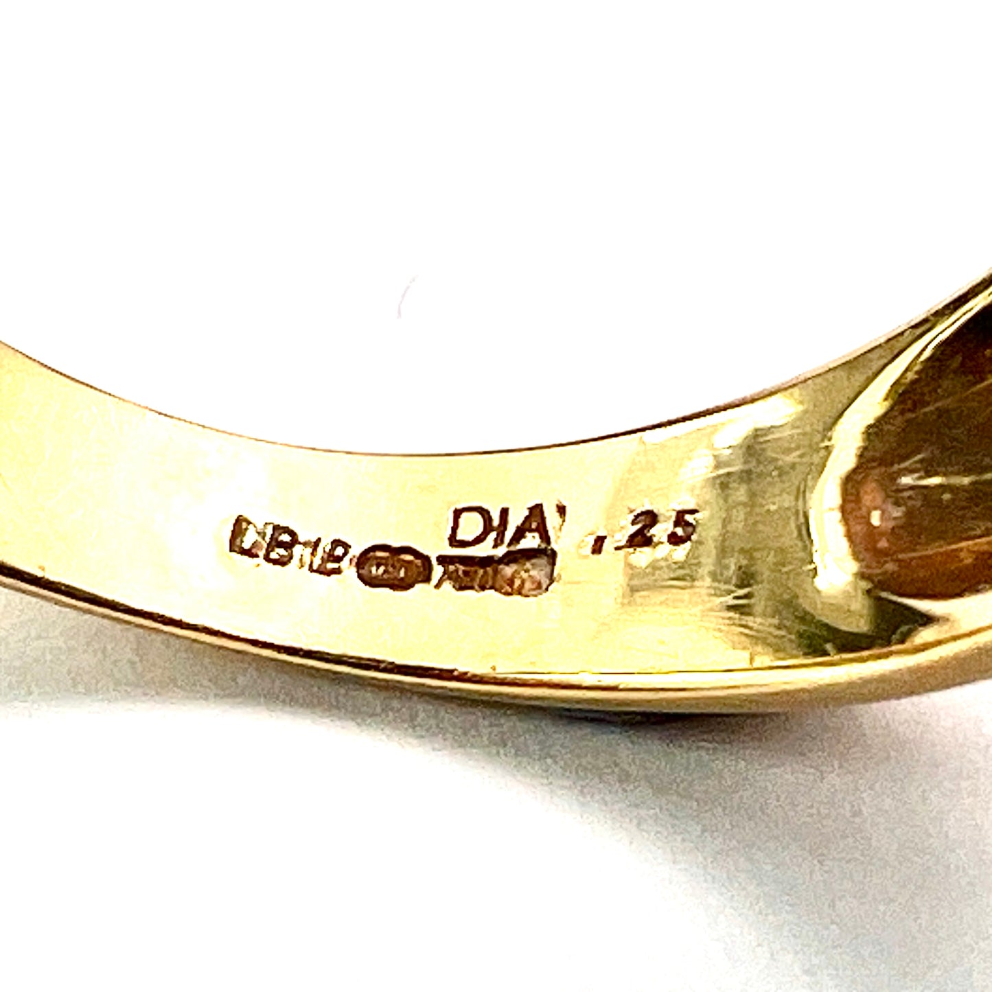 Vintage 18CT Gold Diamond Crossover Ring