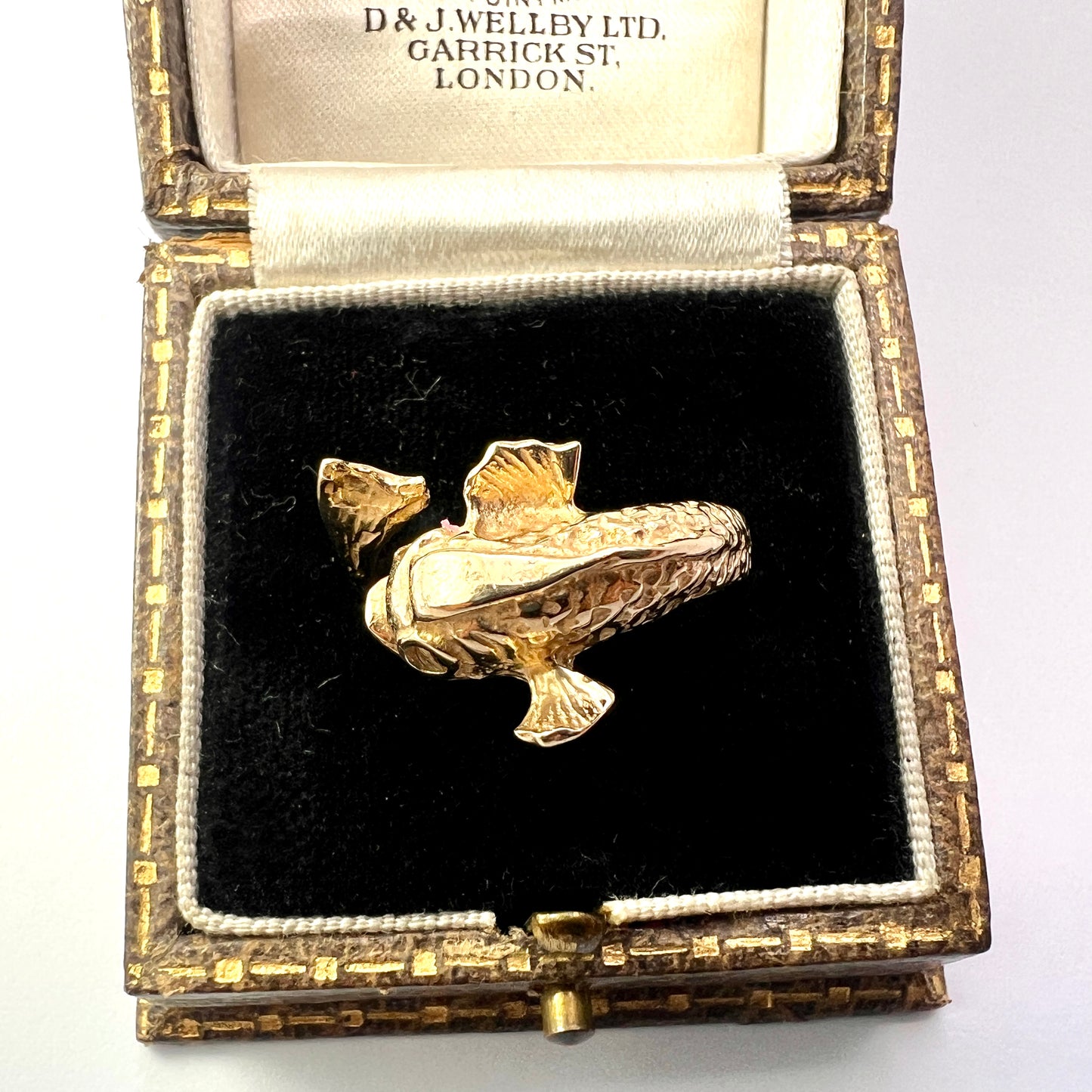 Vintage 9CT Gold Regency Dolphin Ring